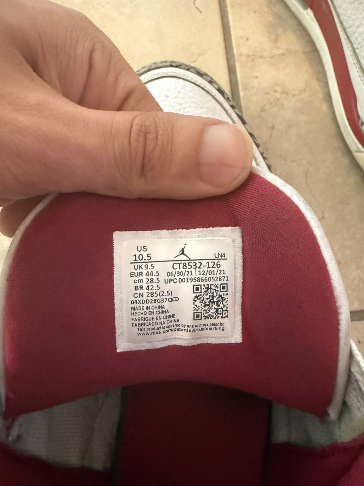 Jordan Brand Jordan 3 Cardinal red Size US 10.5 / EU 43-44 - 5 Thumbnail