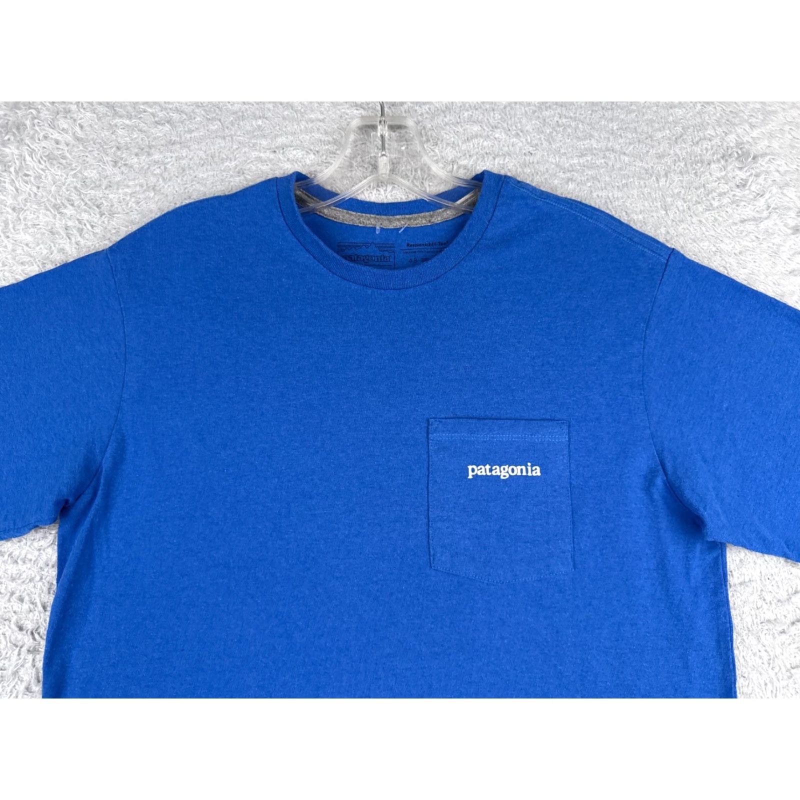 Patagonia Patagonia Shirt XS Men Blue Responsibili-Tee Pocket Cotton Blend T-Shirt Logo All Seasons Pockets USA 90s? Size US XS / EU 42 / 0 - 4 Thumbnail