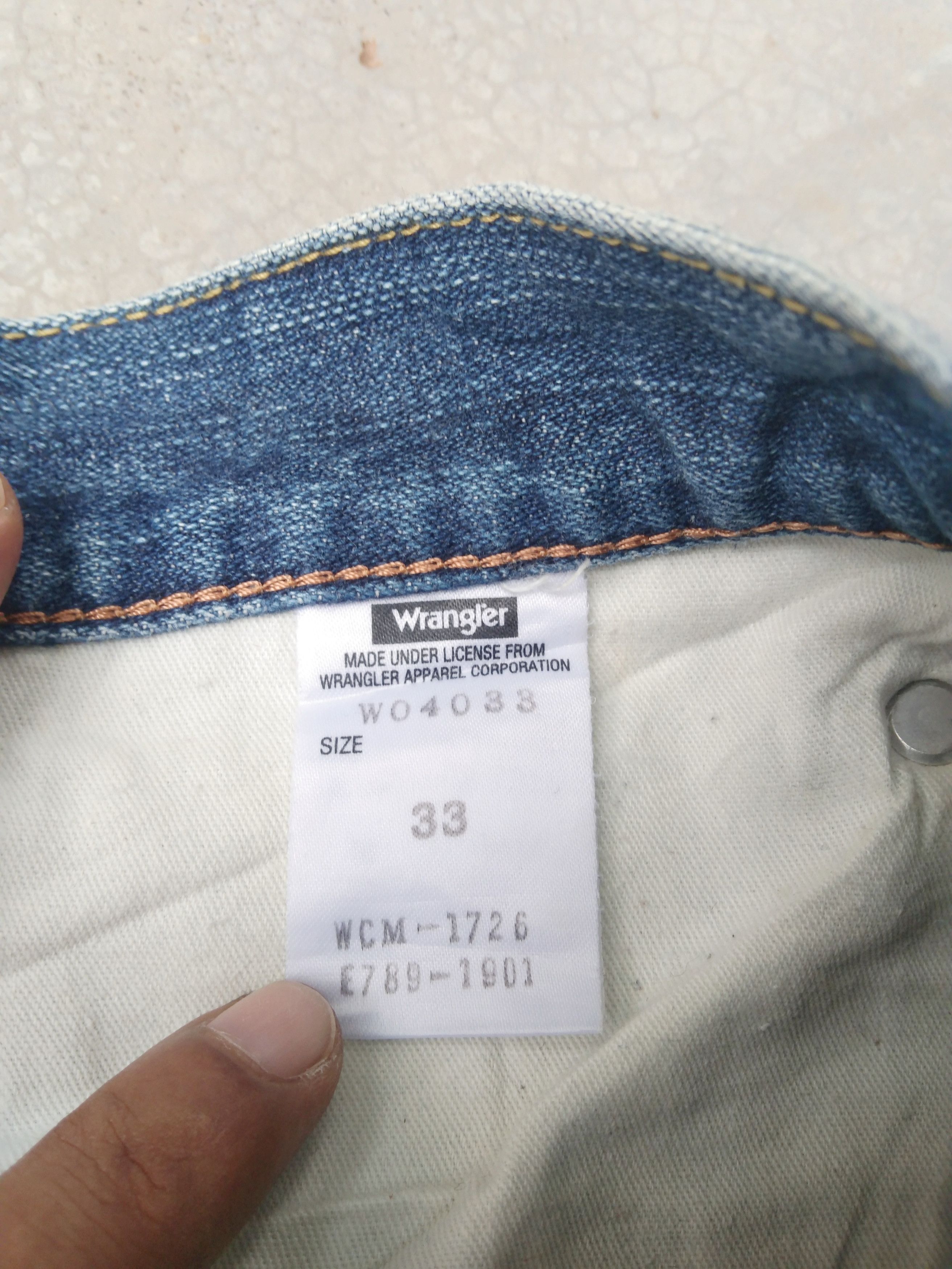 Wrangler Vintage Faded Blue Wrangler Straight Distressed Jeans 33x31 Size US 33 - 11 Thumbnail