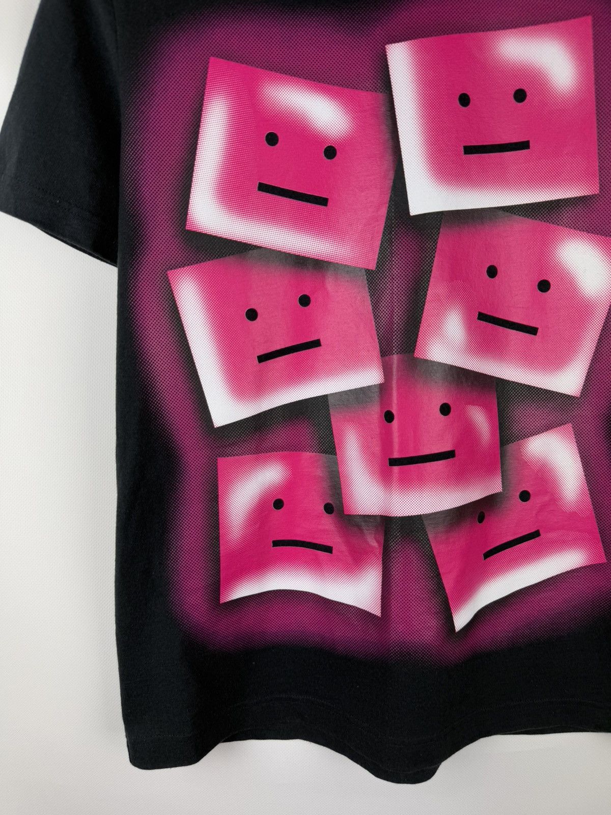 Acne Studios Acne Studios Patch Face Multilogo Men’s Short Sleeve T Shirt Size US S / EU 44-46 / 1 - 7 Thumbnail