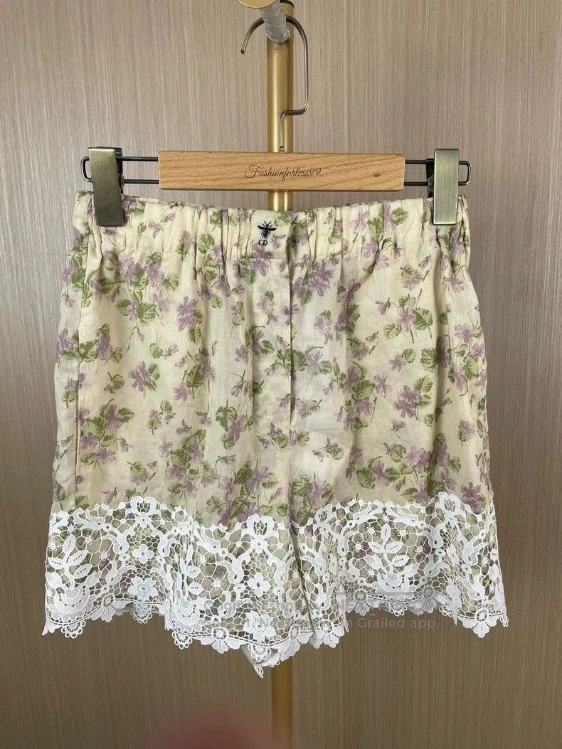Dior Dior Floral Lace Trim Shorts. Size US 32 / EU 48 - 1 Thumbnail