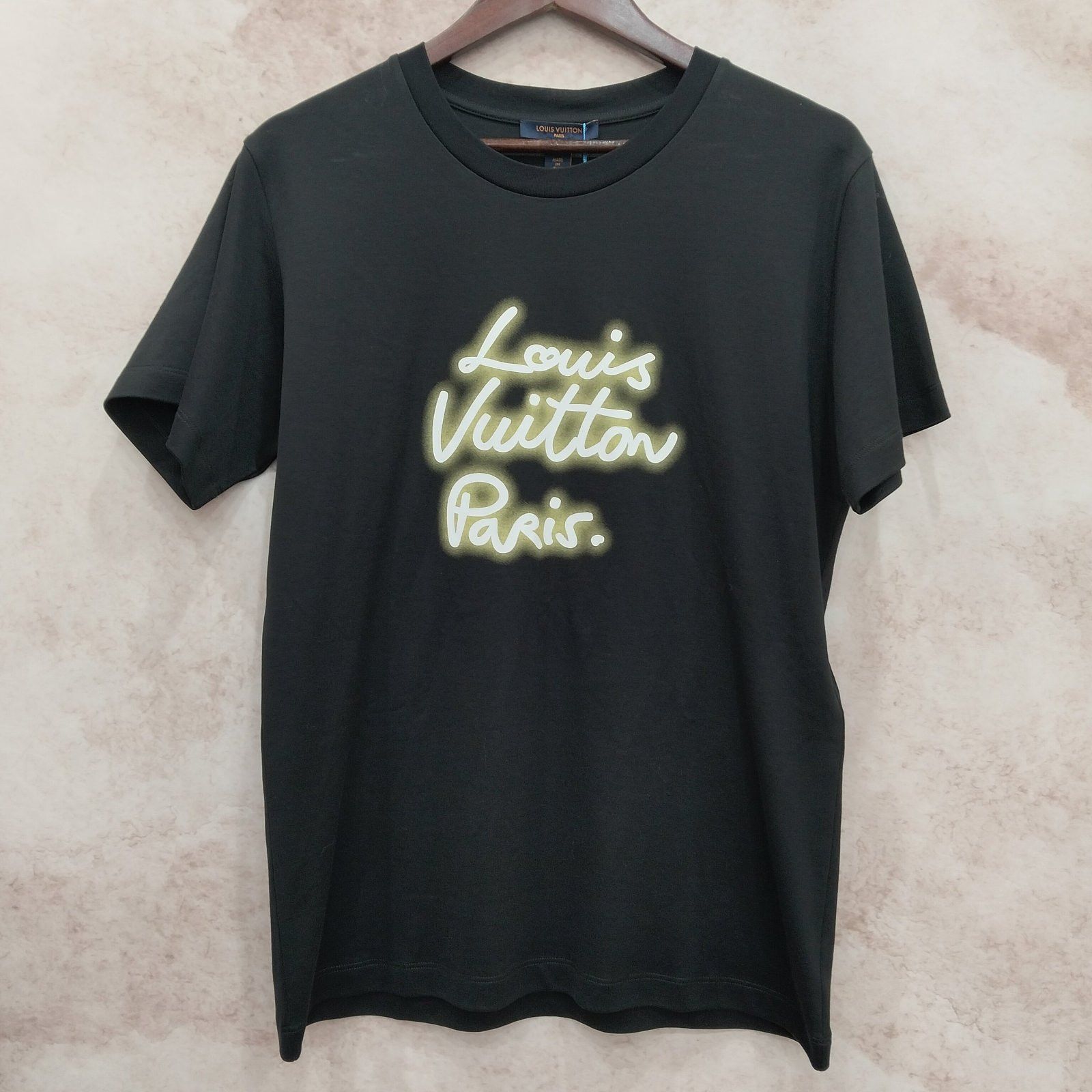 Louis Vuitton Louis Vuitton Logo Print T-Shirt Size L Size L / US 10 / IT 46 - 1 Thumbnail