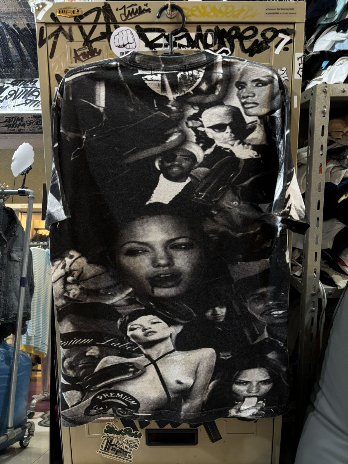 Vintage Vintage Movie Tee 90’s Size US XL / EU 56 / 4 - 6 Thumbnail