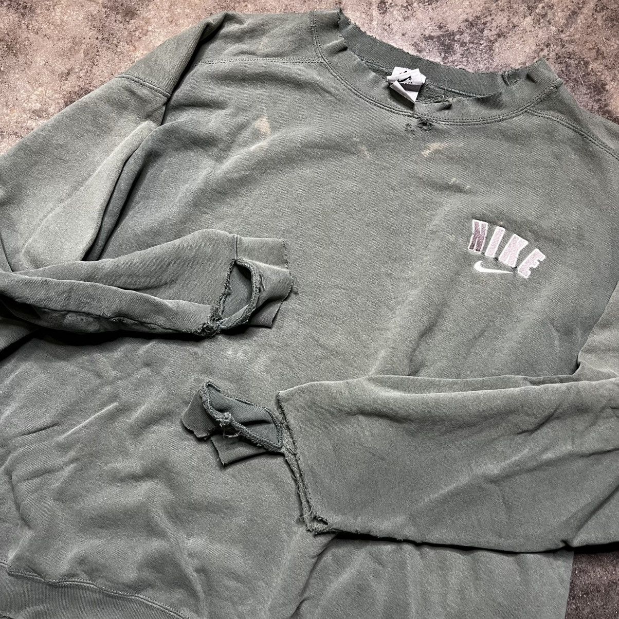 Vintage vintage olive green 90s nike baggy sweatshirt Size US XL / EU 56 / 4 - 8 Thumbnail