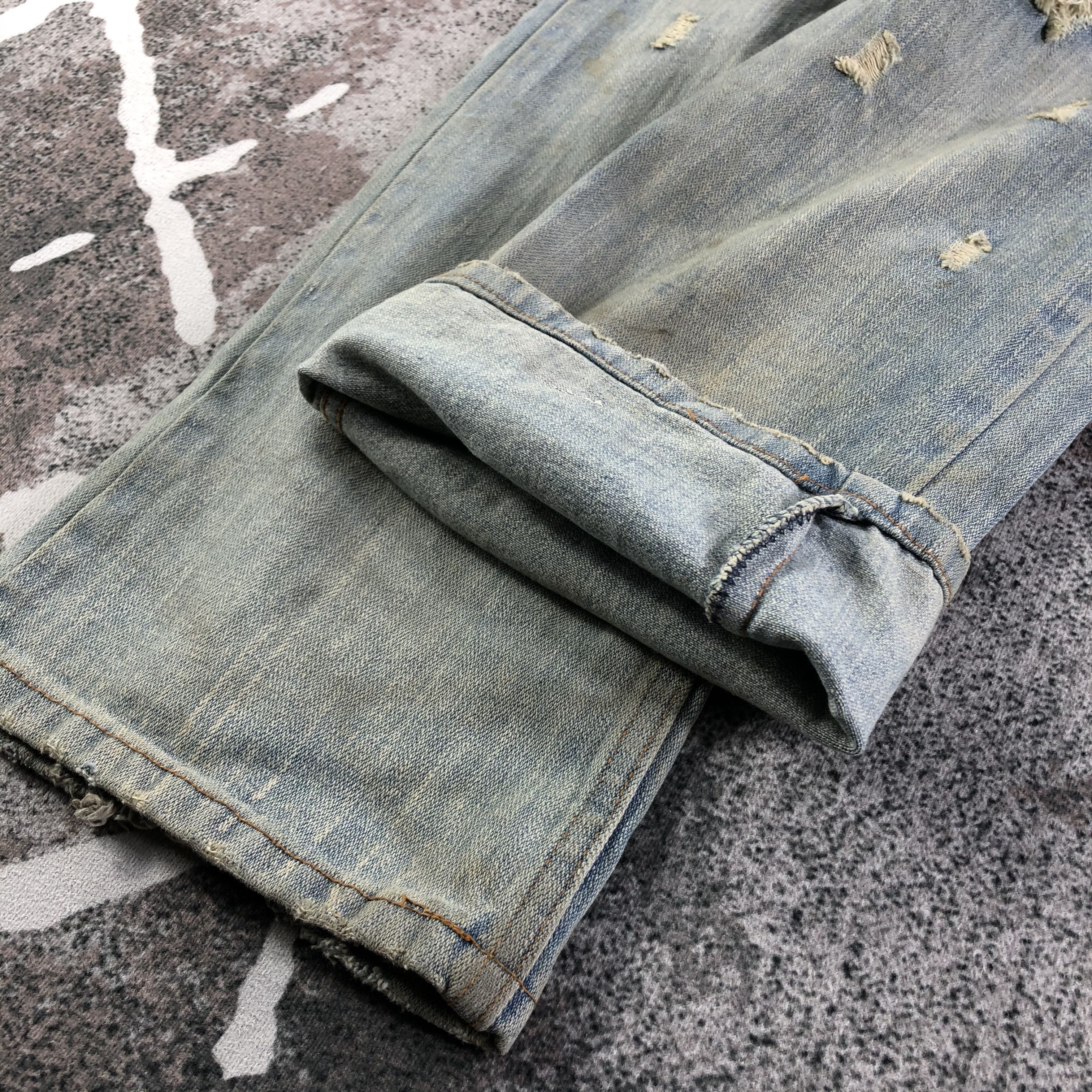 Japanese Brand Nylous Clothing Jeans Ripped Dirty Wash Denim KJ2895 Size US 32 / EU 48 - 7 Thumbnail