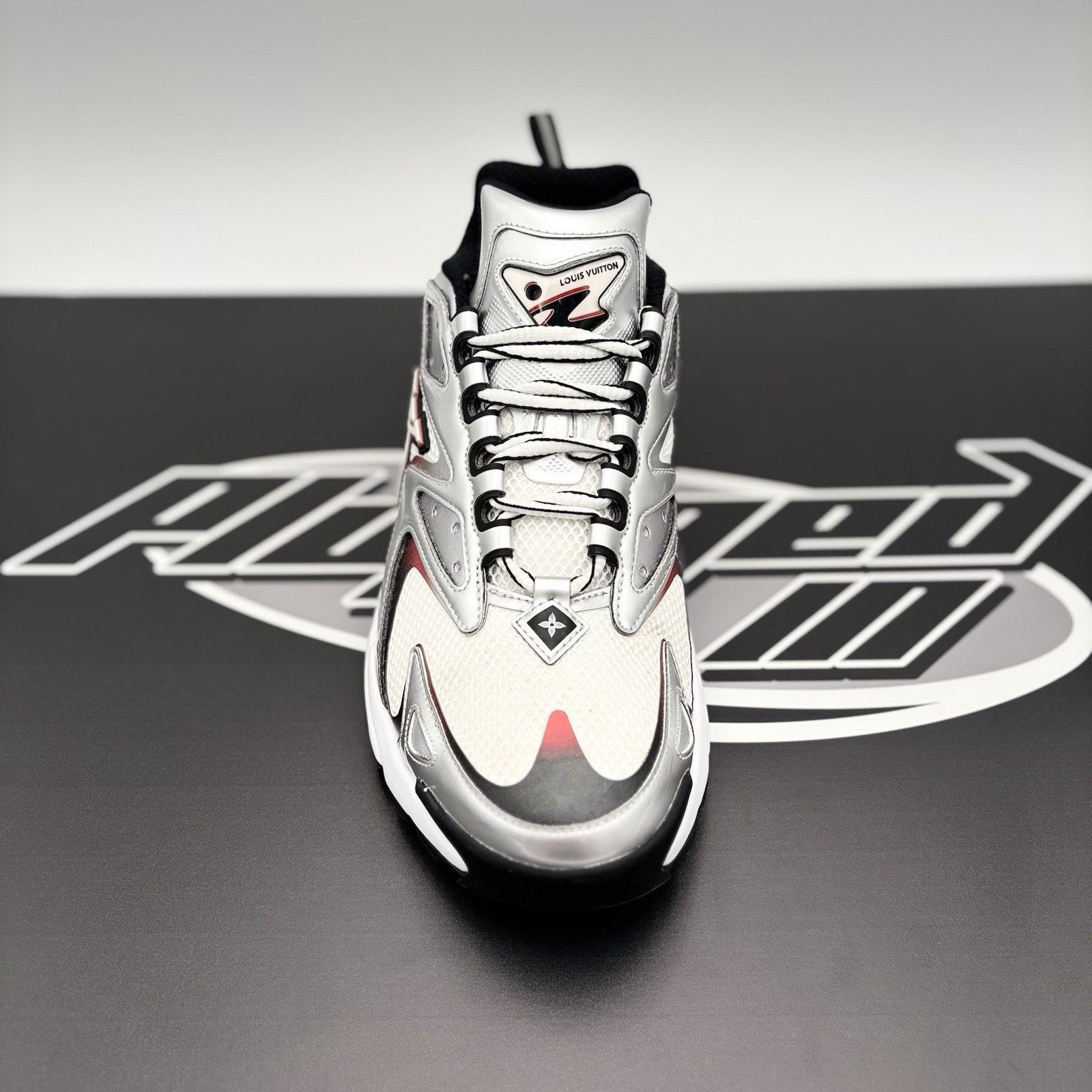 Louis Vuitton Louis Vuitton Tactic Runner ' Red Grey ' | GREAT COND! Size US 10 / EU 43 - 5 Thumbnail