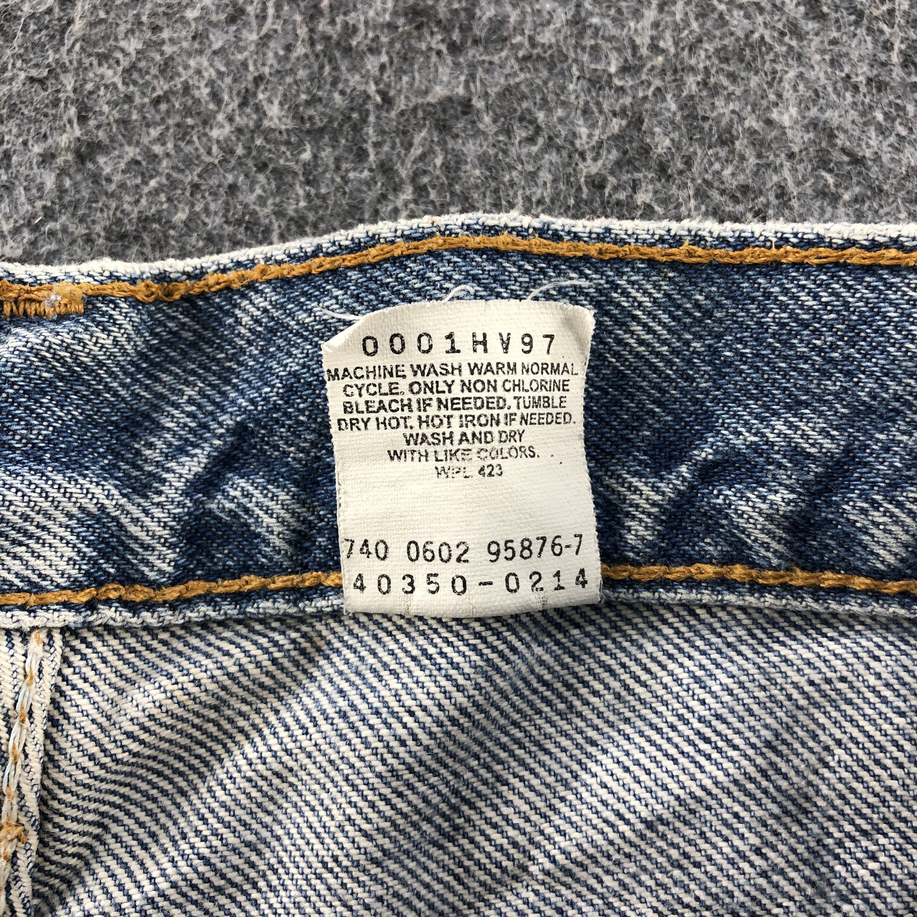 Levi's 90s Vintage Light Wash Levis 550 Jeans- J1360 Size US 27 - 10 Thumbnail
