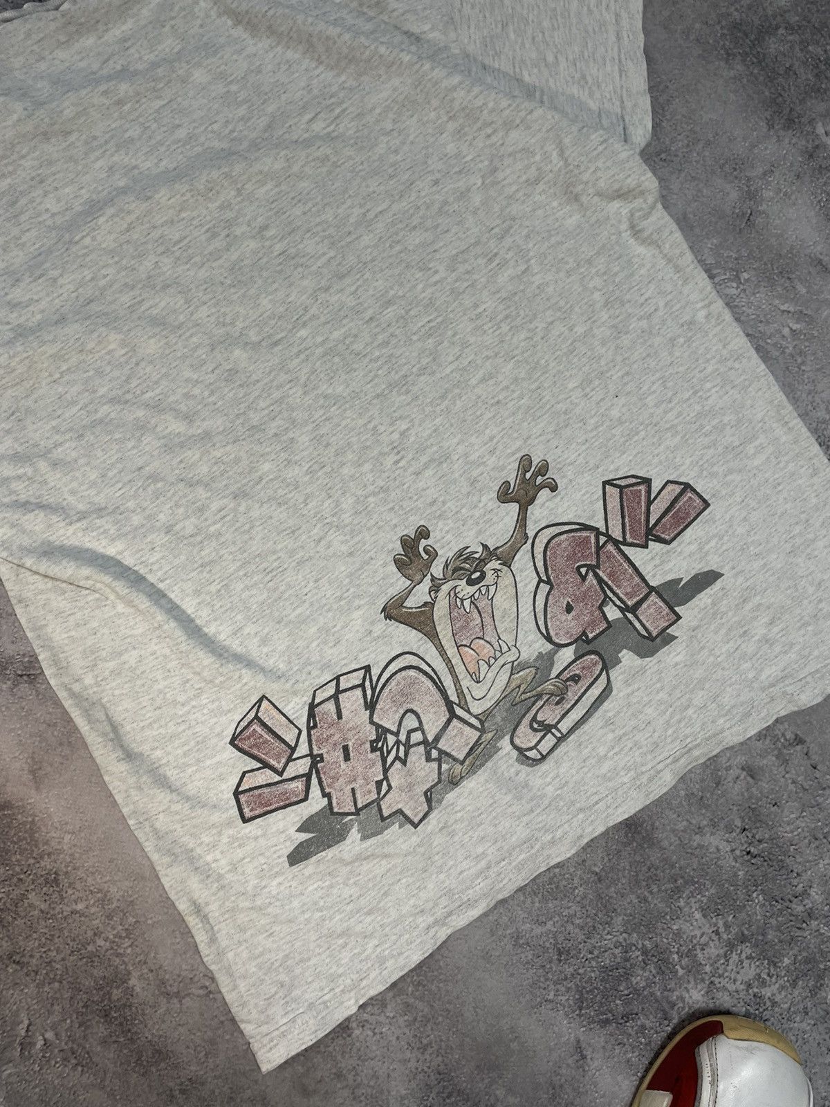 Cartoon Network Vintage single stitch Tasmanian devil taz looney toons 90s Size US L / EU 52-54 / 3 - 9 Thumbnail