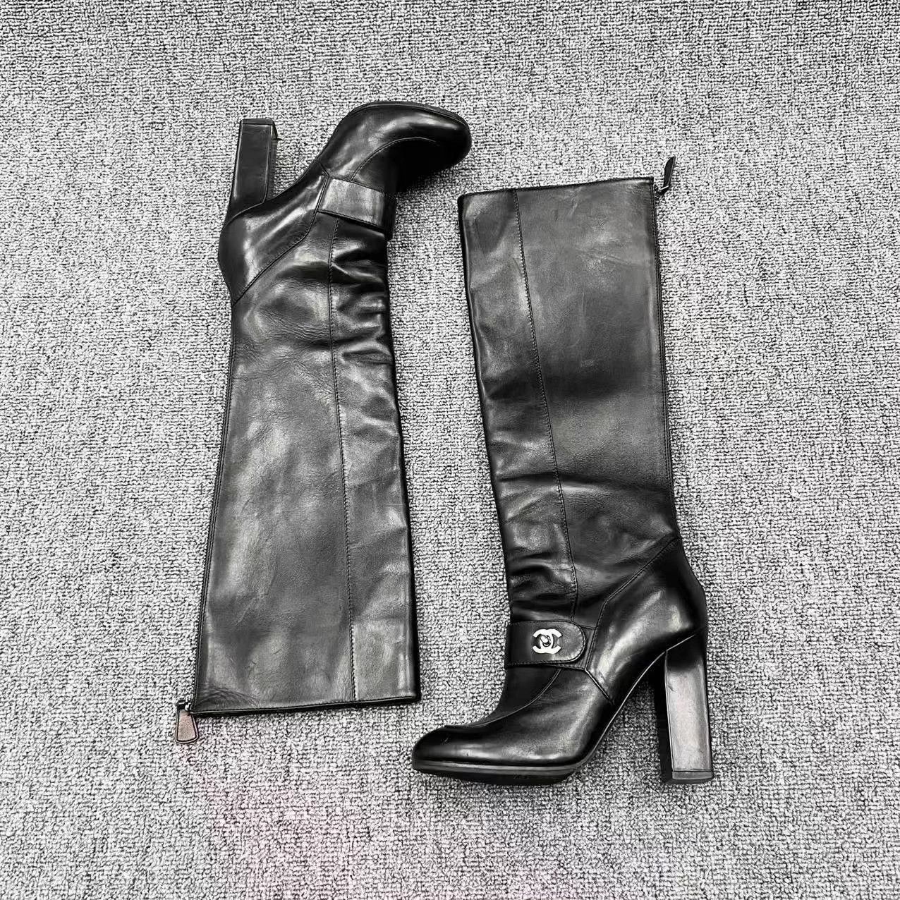Chanel Chanel Black Lambskin CC Knee High Round Toe Boot 35.5 Size US 4.5 / IT 34.5 - 1 Thumbnail