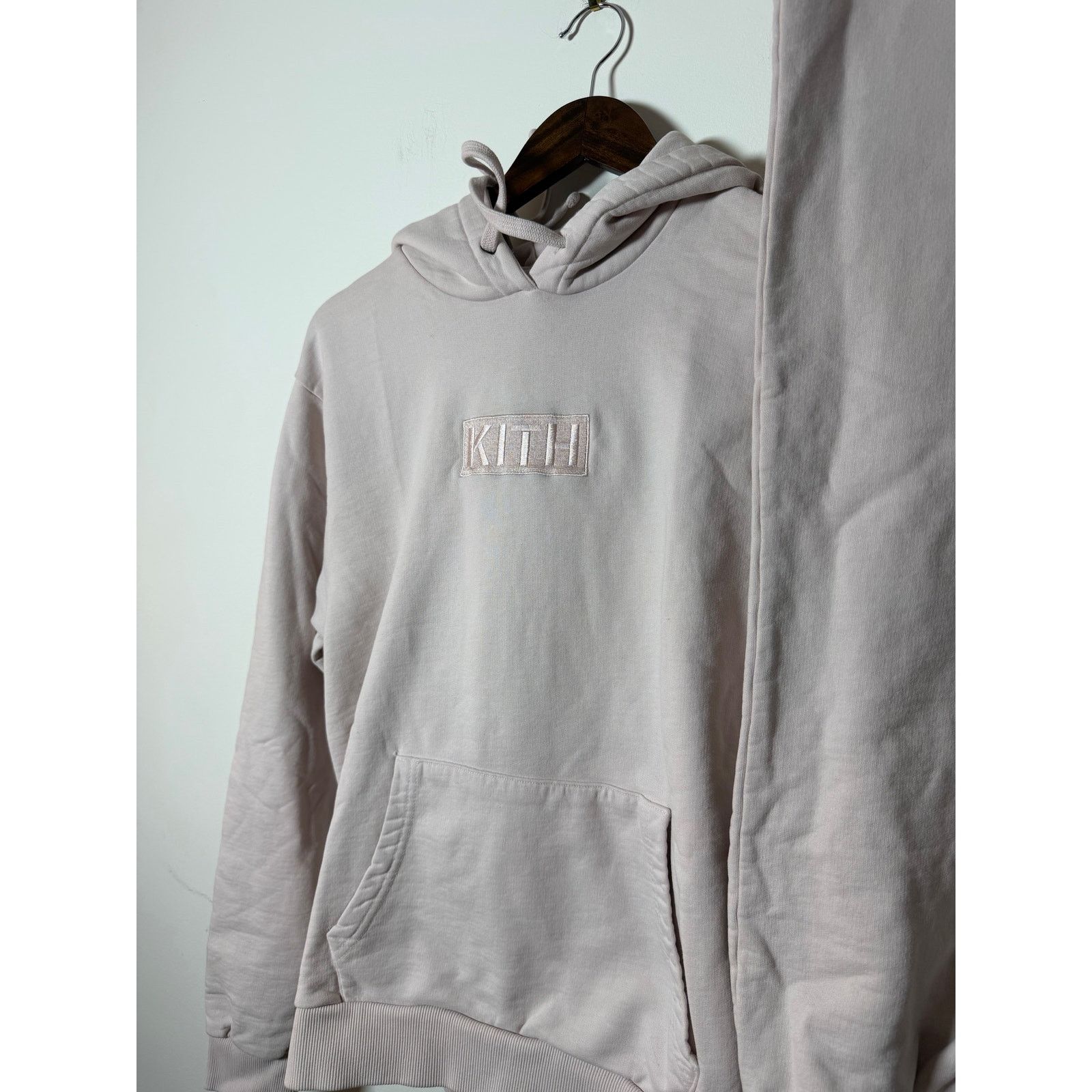 Kith kith light pink box logo hoodie and sweatpants set Size US S / EU 44-46 / 1 - 3 Thumbnail