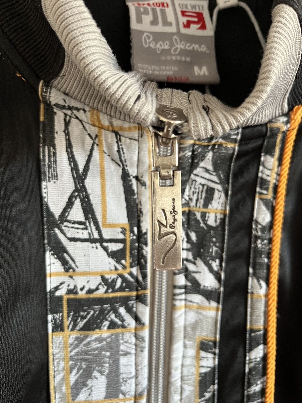 Japanese Brand × Pepe Jeans Y2K Pepe Jeans Zip SS JERSEY Japanese Style Size US M / EU 48-50 / 2 - 9 Thumbnail