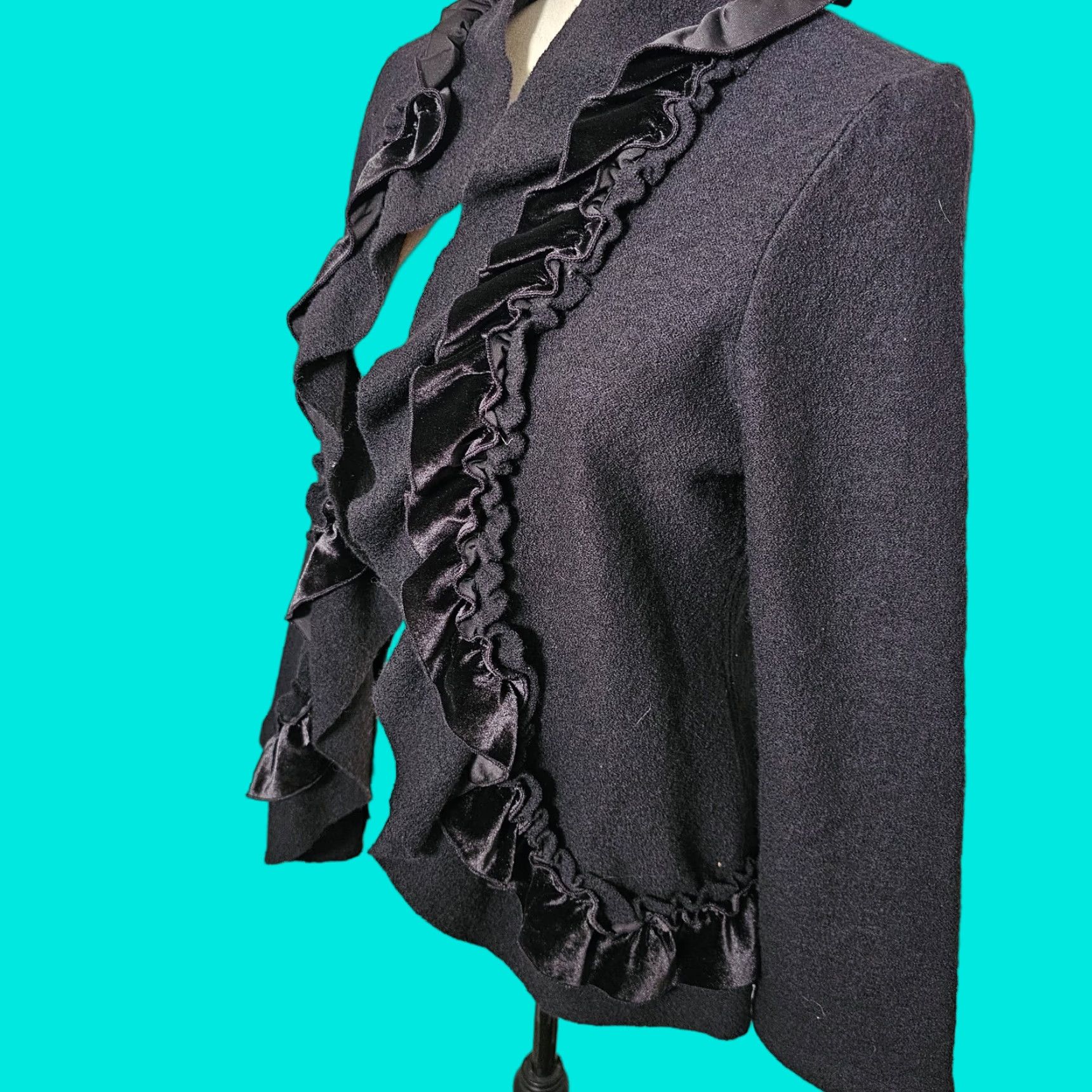 Madison Madison Black Open Front Cardigan Sweater Women's L Long Sleeve Ruffle Trim Size L / US 10 / IT 46 - 1 Thumbnail