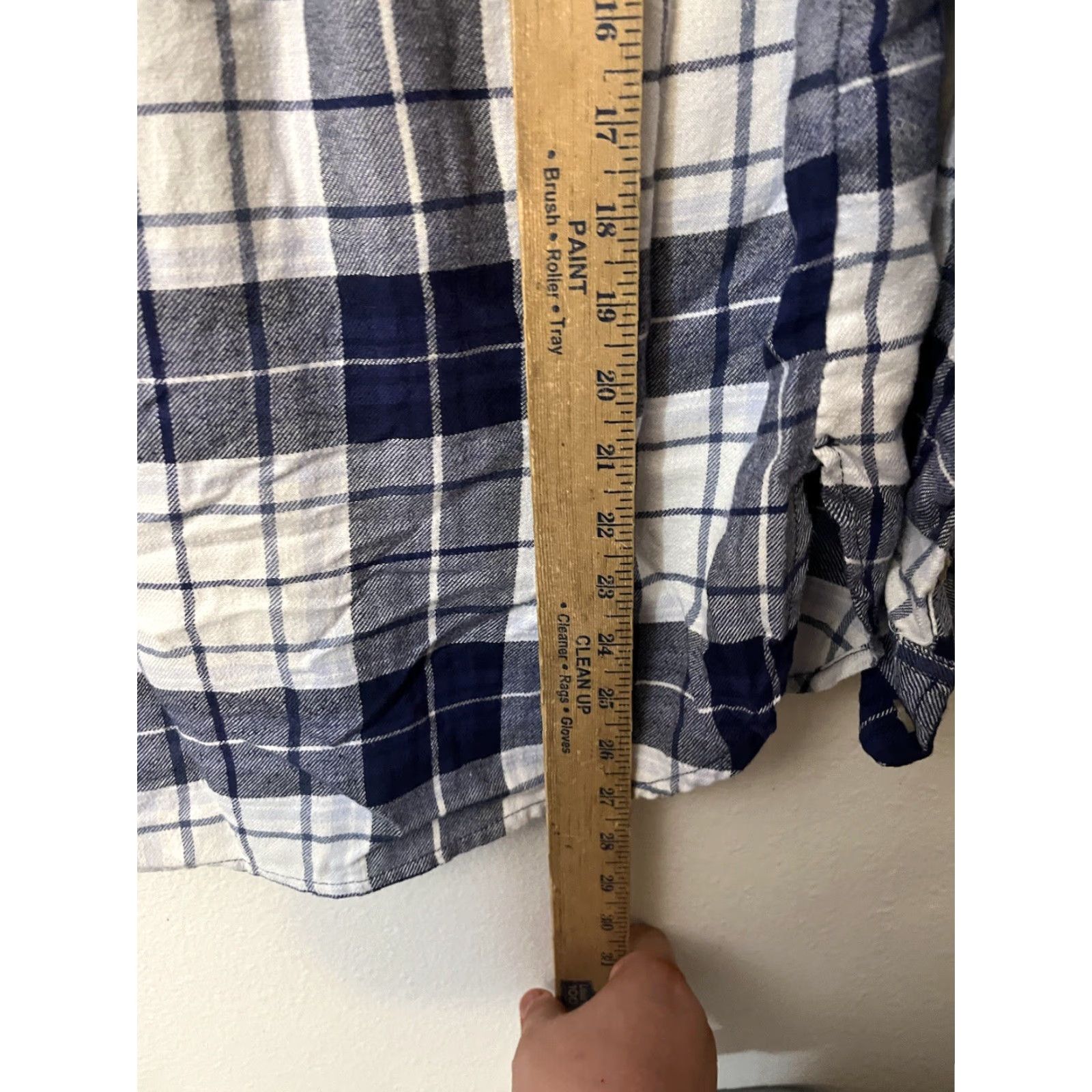 American Eagle Outfitters American Eagle Shirt Womens S Boyfriend Fit Button Up Blue Plaid Ahh Mazi Size S / US 4 / IT 40 - 4 Thumbnail