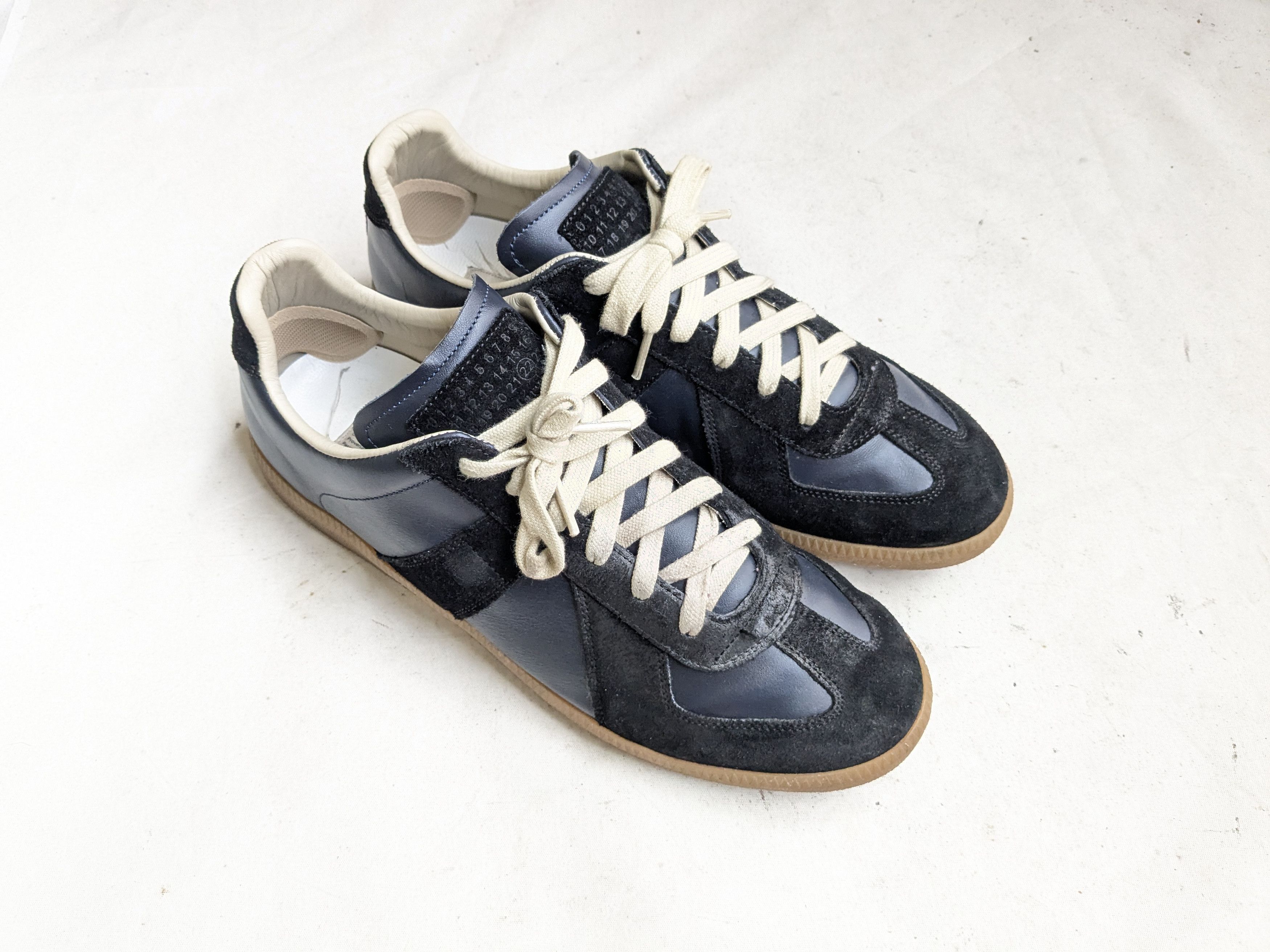 Maison Margiela Maison Margiela Replica GAT Navy Blue 10 43 Low Tops Size US 10 / EU 43 - 2 Thumbnail