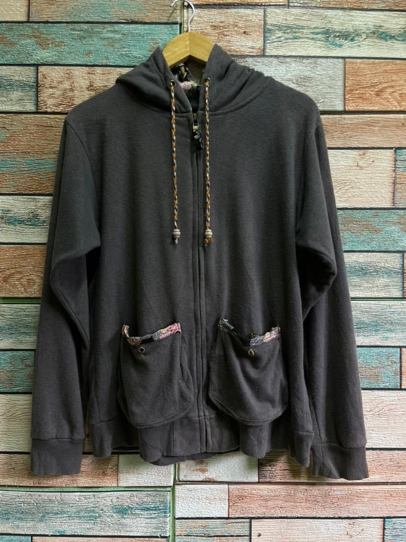 Japanese Brand SHARAKU Sakura Embroidery Full-Zip Hoodie Floral Hood Lining Size US L / EU 52-54 / 3 - 1 Thumbnail