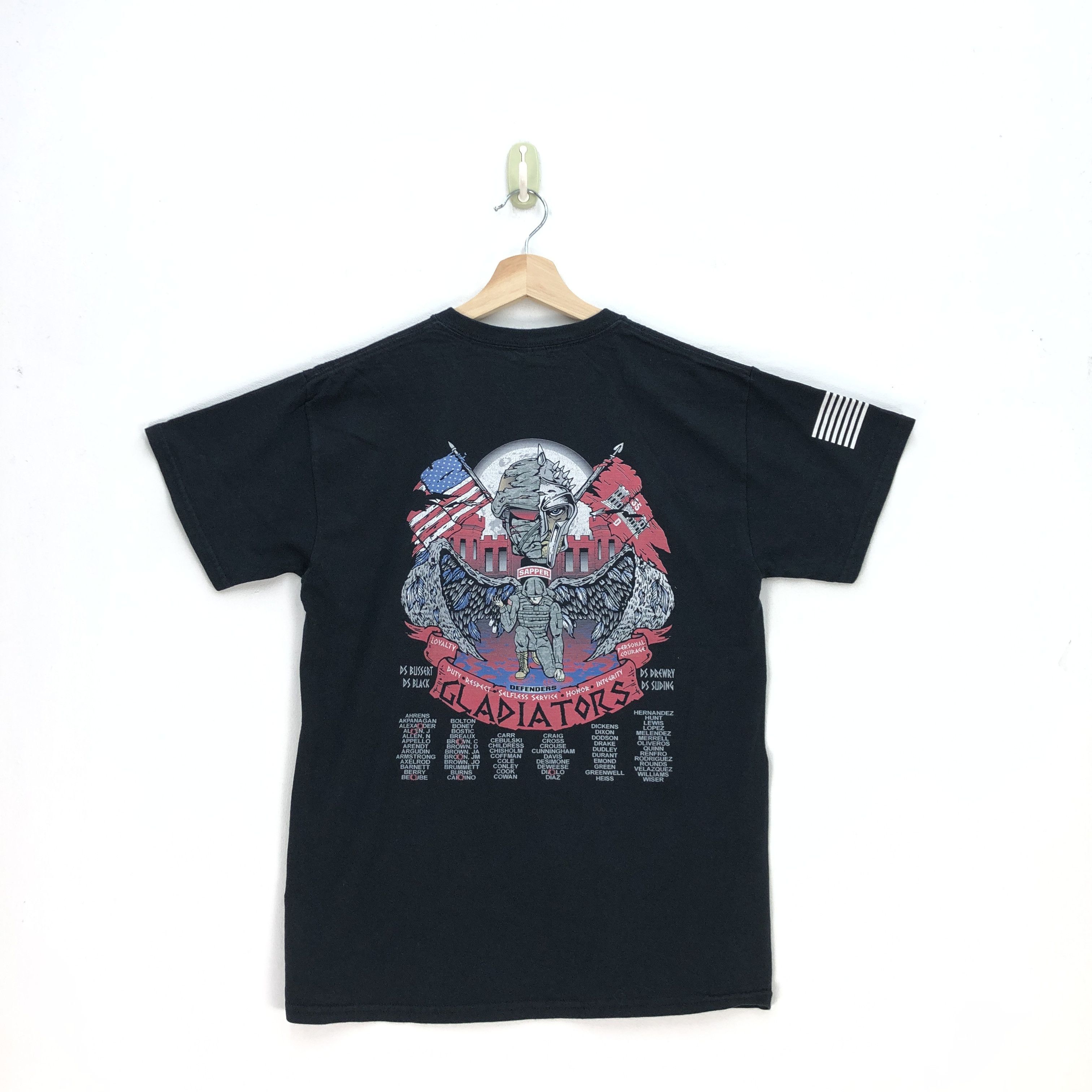 Vintage Vintage Gladiators T Shirt Dessert Gladiators Tour Tee Size US S / EU 44-46 / 1 - 1 Thumbnail