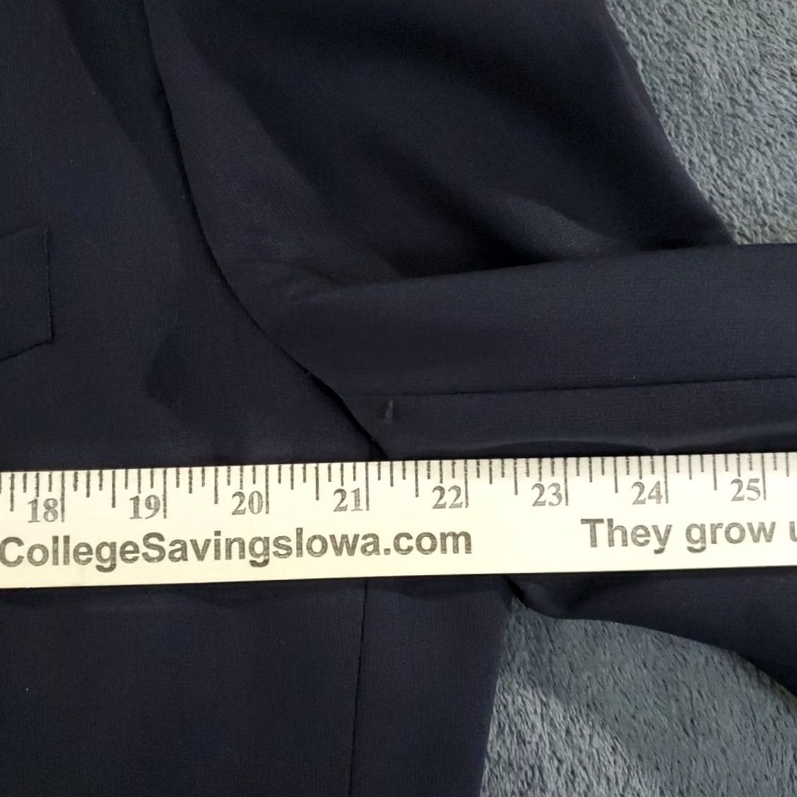 Hugo Boss HUGO BOSS Blazer Wool Blue Men's 46 Tall Wool Virgin / Dark Navy Solid Single-Breasted 3-Button Jacket Blazer Blazer Jacket Dress Coat Type: Blazer Size 46R - 3 Thumbnail