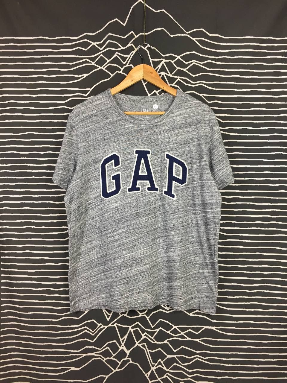 Gap × Vintage GAP Embroidered Logo Essential Tee Size L Size US L / EU 52-54 / 3 - 1 Thumbnail