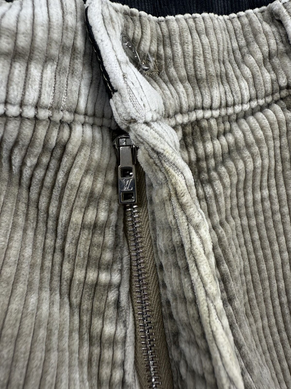 Louis Vuitton Louis Vuitton F/W’11 Ash Corduroy Pants Size US 32 / EU 48 - 7 Thumbnail