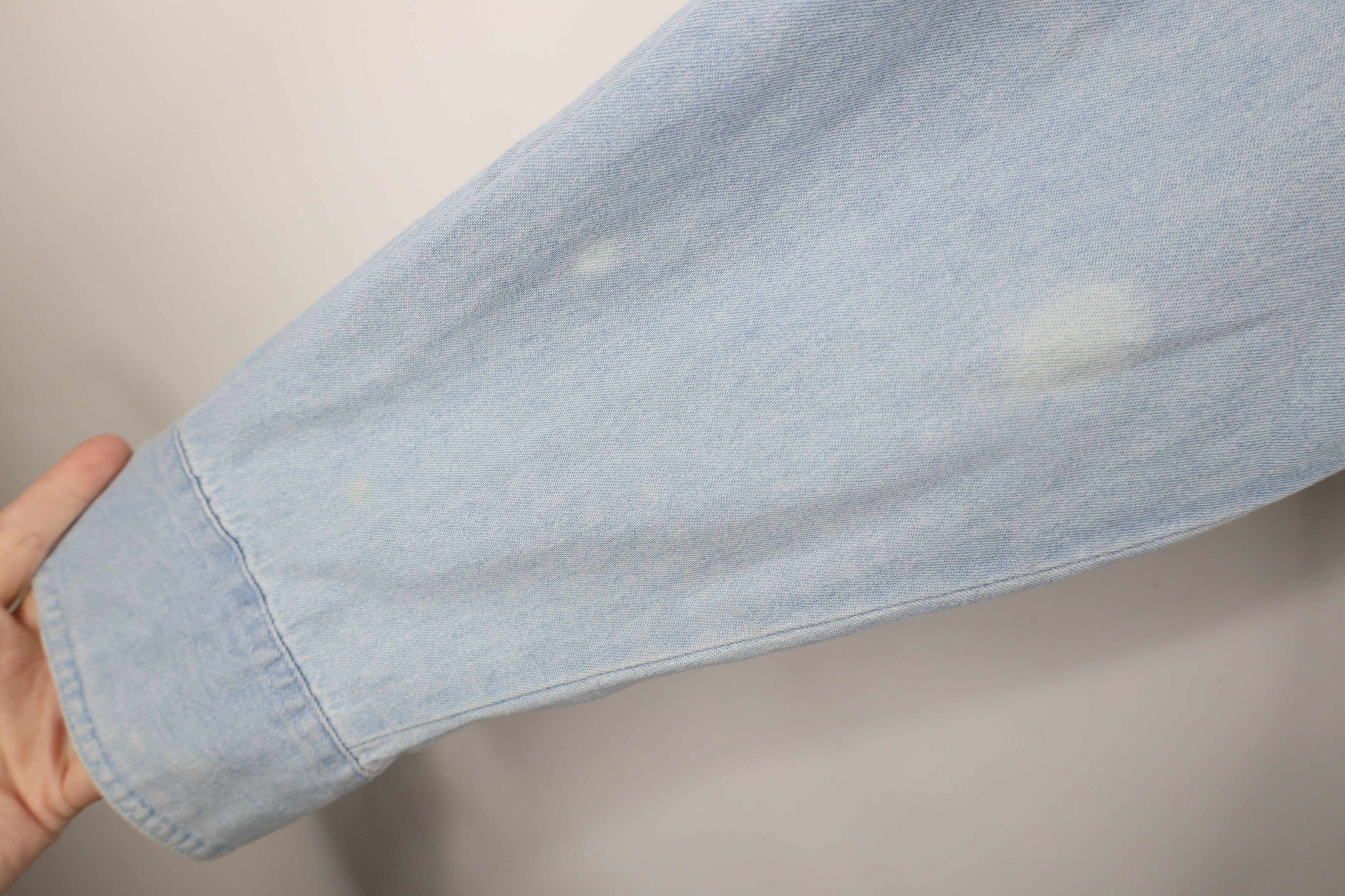 Vintage Vintage 90s Streetwear Alaska Denim Jean Button Down Shirt Size US L / EU 52-54 / 3 - 8 Thumbnail