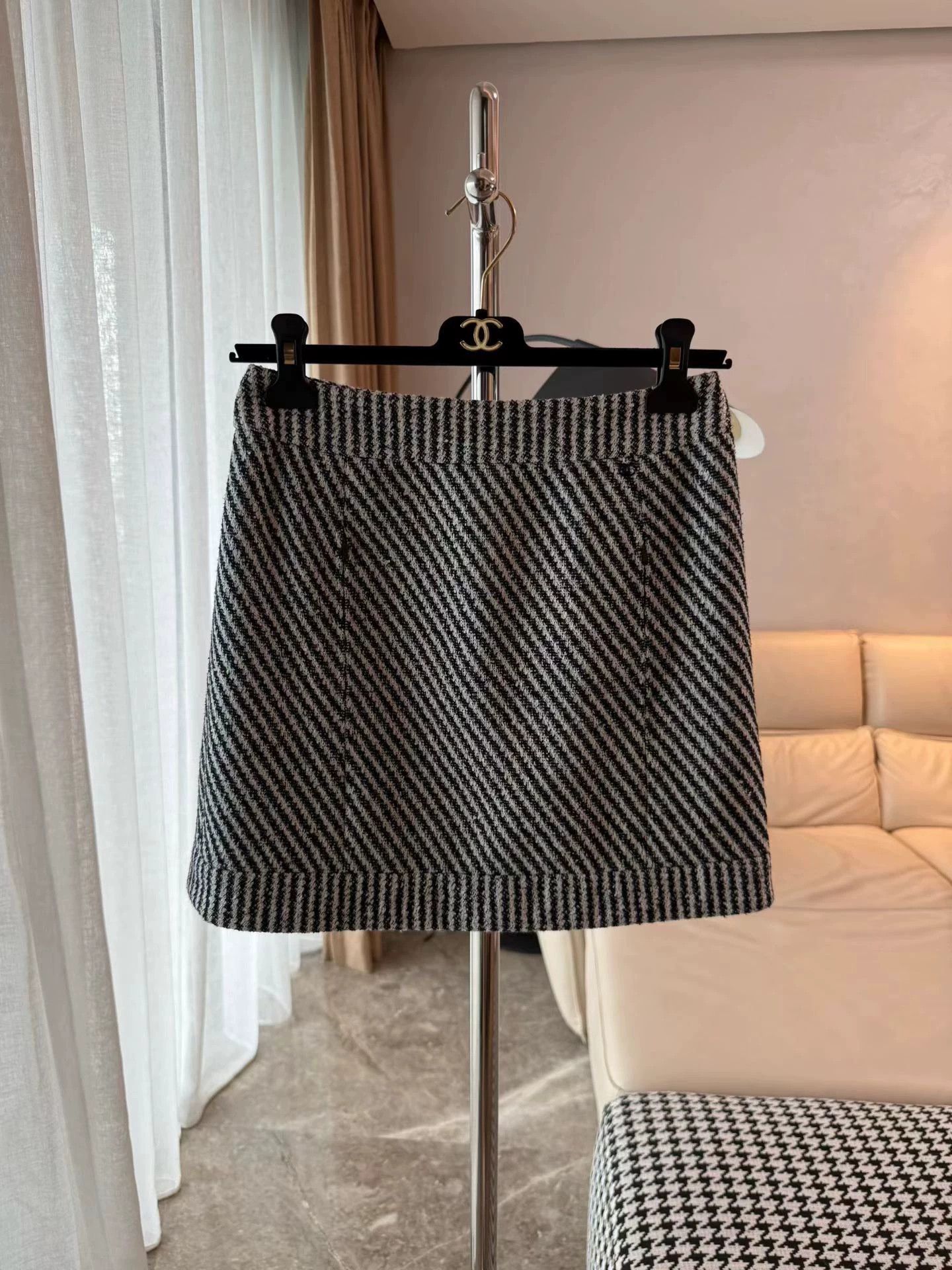 Chanel Chanel Woven Midi Skirt Women's 34 New Unworn Size 25" / US 0 / IT 36 - 1 Thumbnail