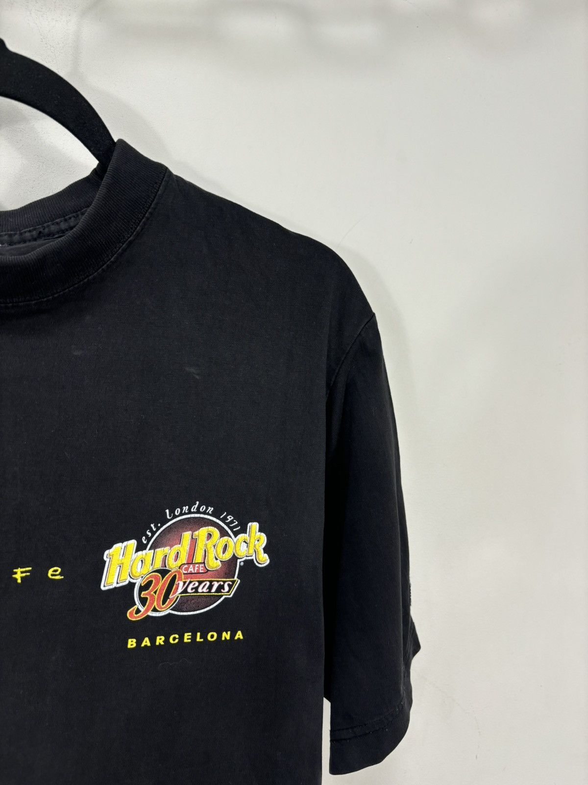 Hard Rock Cafe Vintage Hard Rock Cafe 30 Years Barcelona World Tour Tee Size US M / EU 48-50 / 2 - 5 Thumbnail