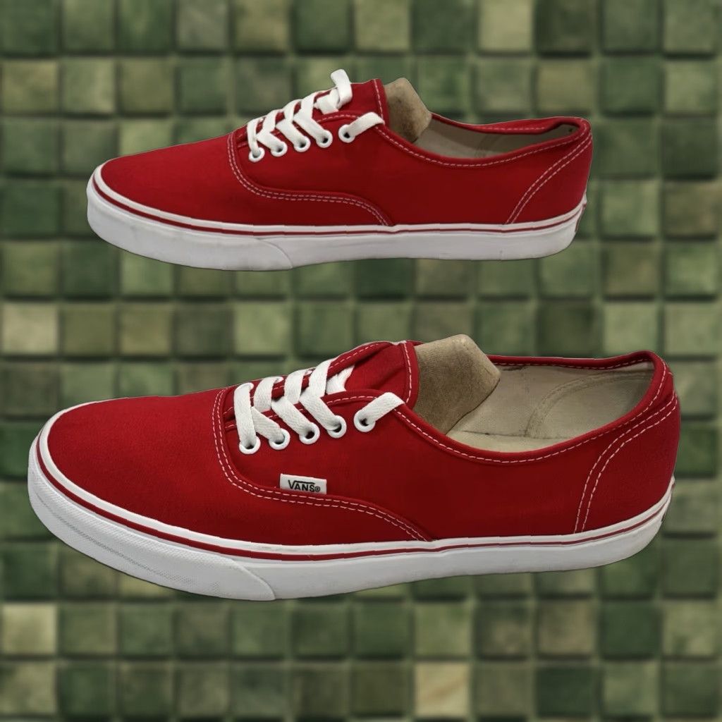Vans VANS Authentic Classic Skate Shoes Men’s 11 Red Canvas Low Top Mens Shoes Sneaker Athletic Shoes Size US L / EU 52-54 / 3 - 1 Thumbnail
