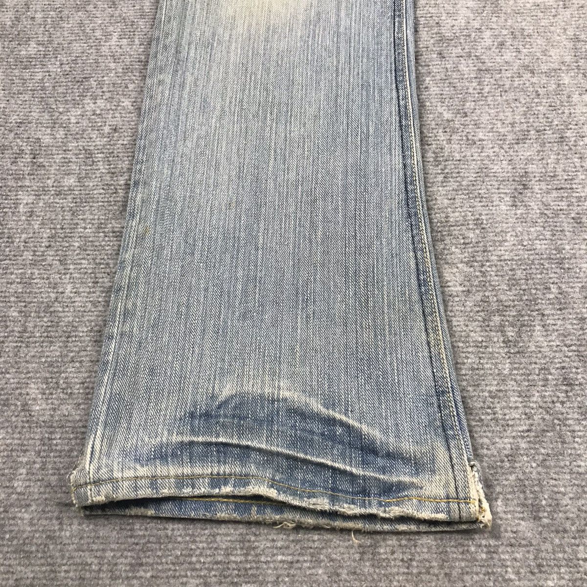 Japanese Brand × Lee FLARE JEANS⚡️LEE LIGHT WASH BLUE FADED DENIM PANTS Size US 30 / EU 46 - 4 Thumbnail