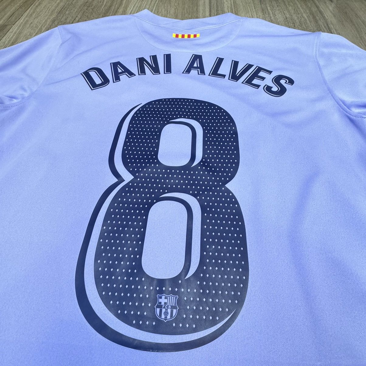 バルセロナ 21/22 アウェイユニフォーム DANI ALVES #8 M バルセロナ 21/22 アウェイユニフォーム DANI ALVES #8 M