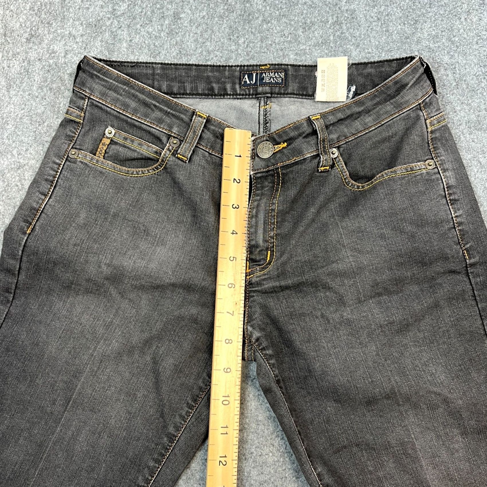 Vintage Armani Jeans Jeans Bootcut Dark Grey 27 UK8 26 Inseam 5-Pocket Denim Women Regular Low Rise Italy Made Size 30" / US 8 / IT 44 - 6 Thumbnail