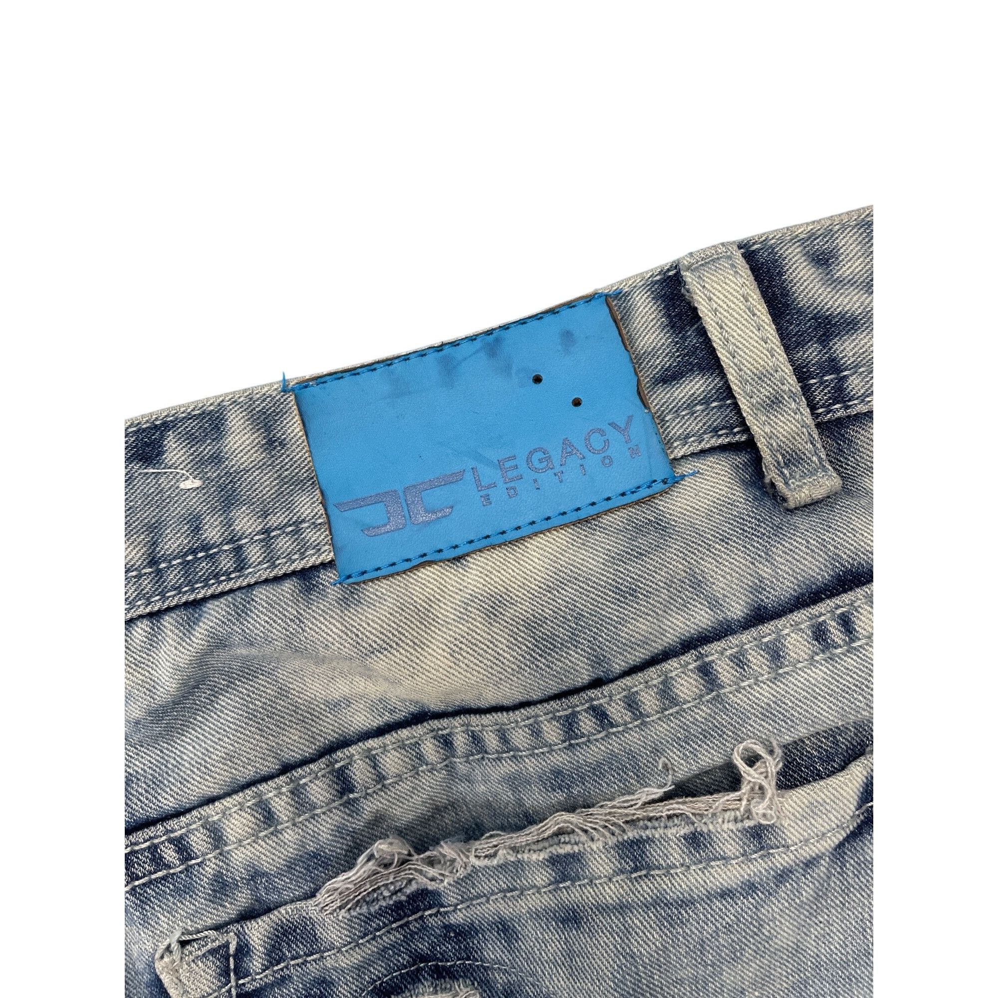 Jordan Craig Jordan Craig Artisan mens blue grunge distressed jeans 38/34 Size US 38 / EU 54 - 18 Thumbnail