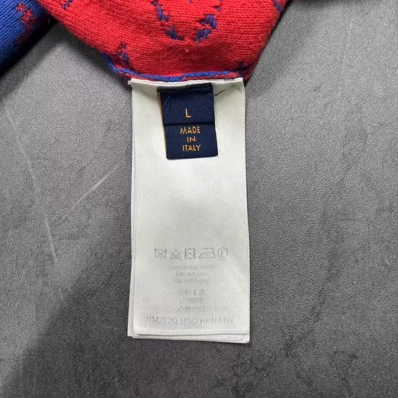 Louis Vuitton Louis Vuitton Blue Red Knit Sweater Size L-2506 Size US L / EU 52-54 / 3 - 6 Thumbnail
