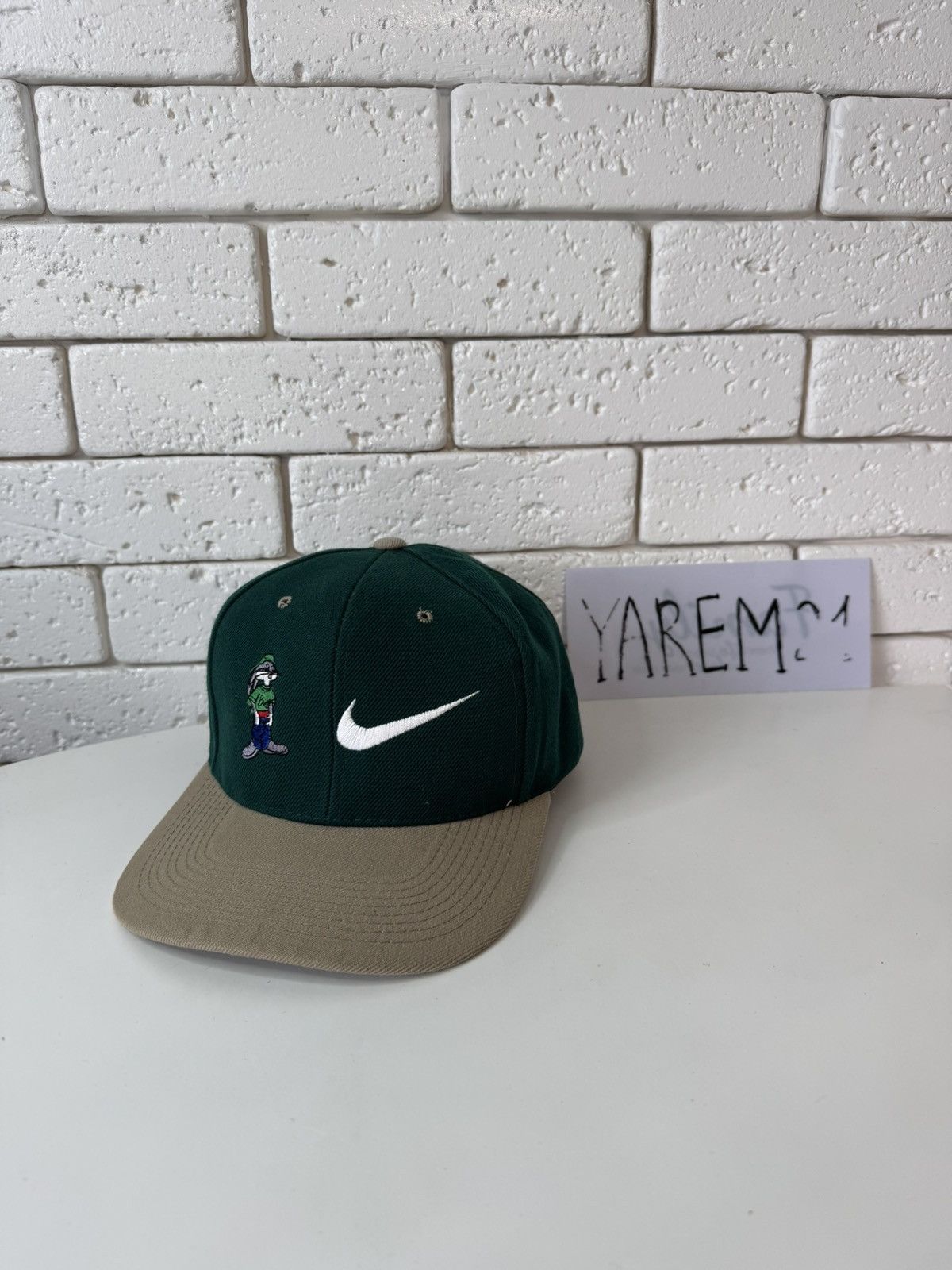 Vintage Bugs Bunny Nike vintage cap hat Size ONE SIZE - 1 Thumbnail