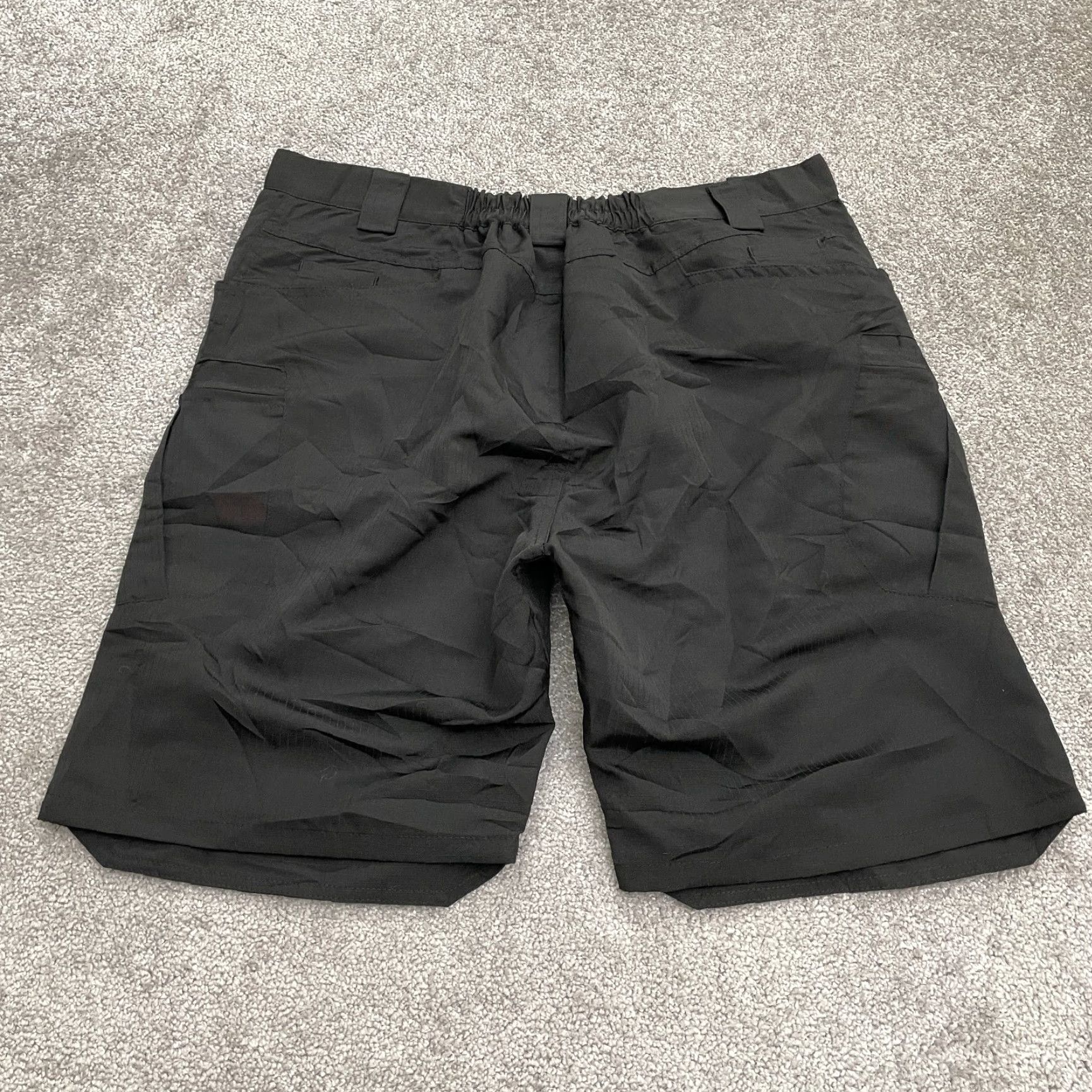 Vintage Unbranded Shorts Mens XXL Black Outdoor Cargo Hiking Elastic Waist 37x9 NWT New Size US 39 - 2 Thumbnail