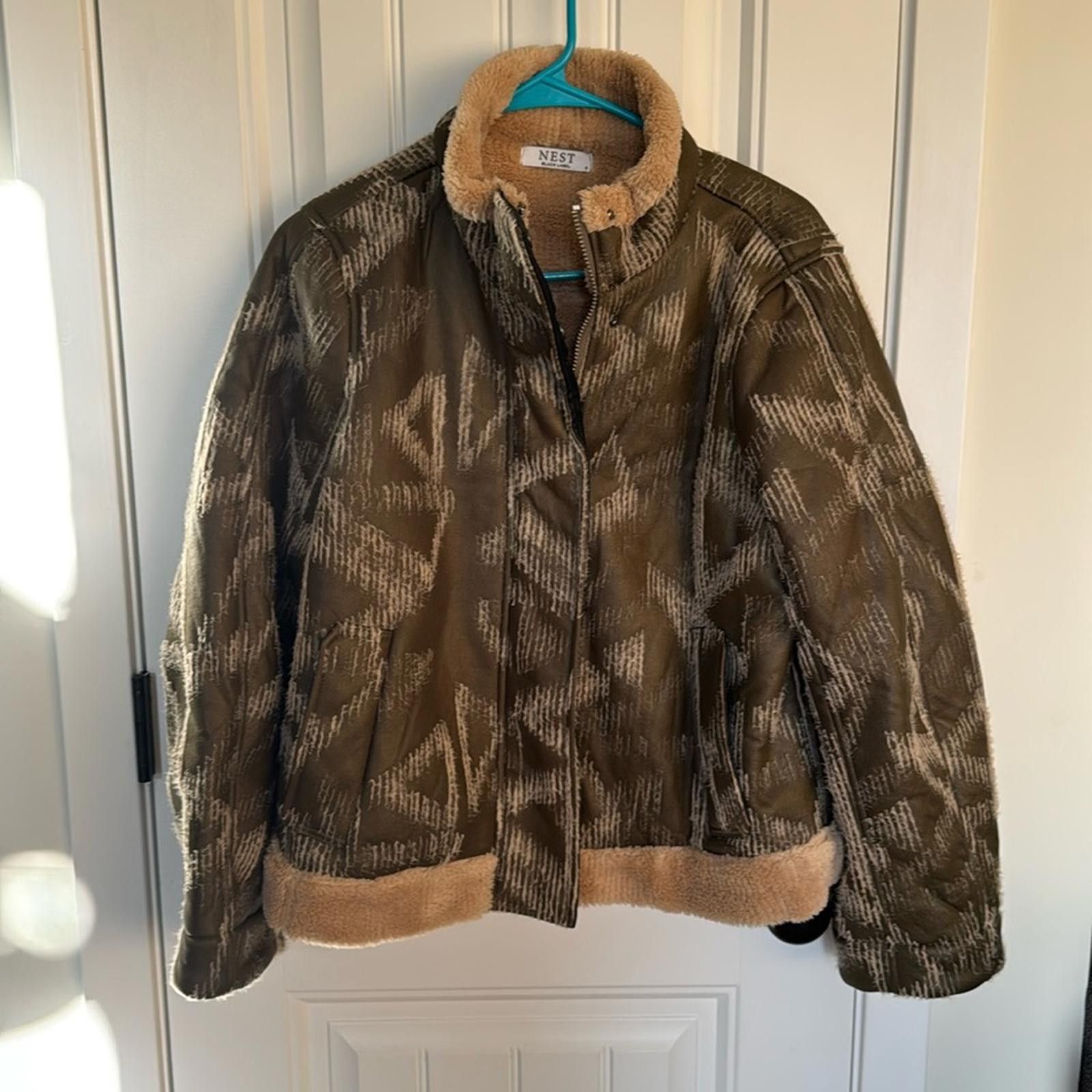 Cartoon Network Nest | Black Label Jacket- Size small Size S / US 4 / IT 40 - 1 Thumbnail