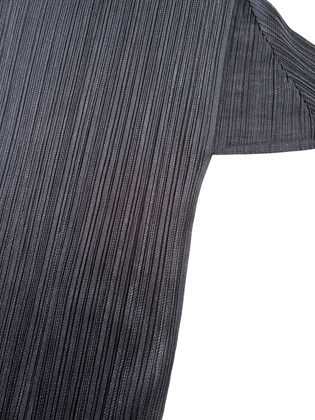 Pleats Please Issey Miyake Vintage Issey Miyake Pleats Please High Neck Pleated Tops Size M / US 6-8 / IT 42-44 - 6 Thumbnail