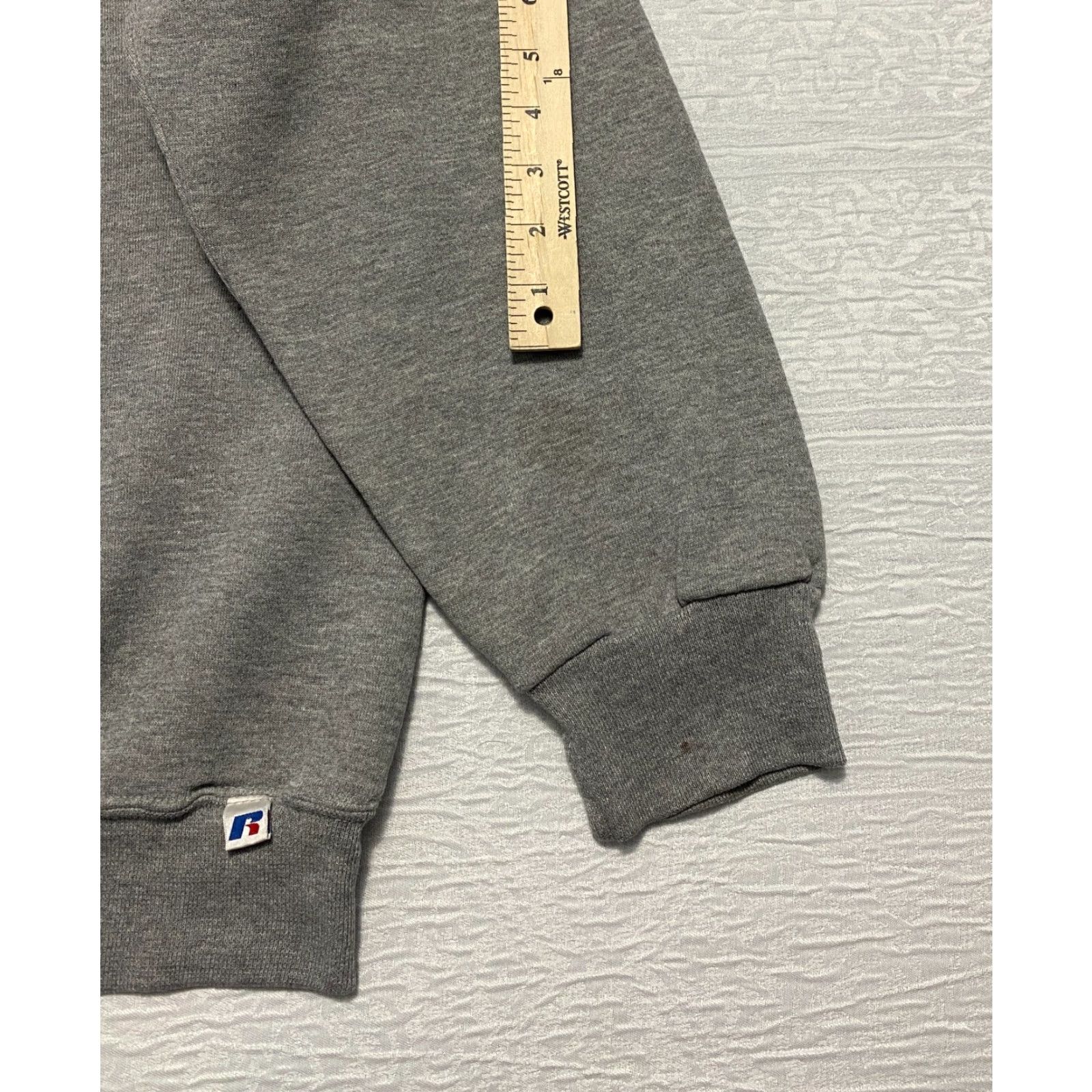 Russell Athletic VINTAGE Russell Athletic Crewneck Sweatshirt Mens XL Gray Logo 90s College University USA American Football Baseball Theme Pullover Casual Athletic Size US XL / EU 56 / 4 - 3 Thumbnail