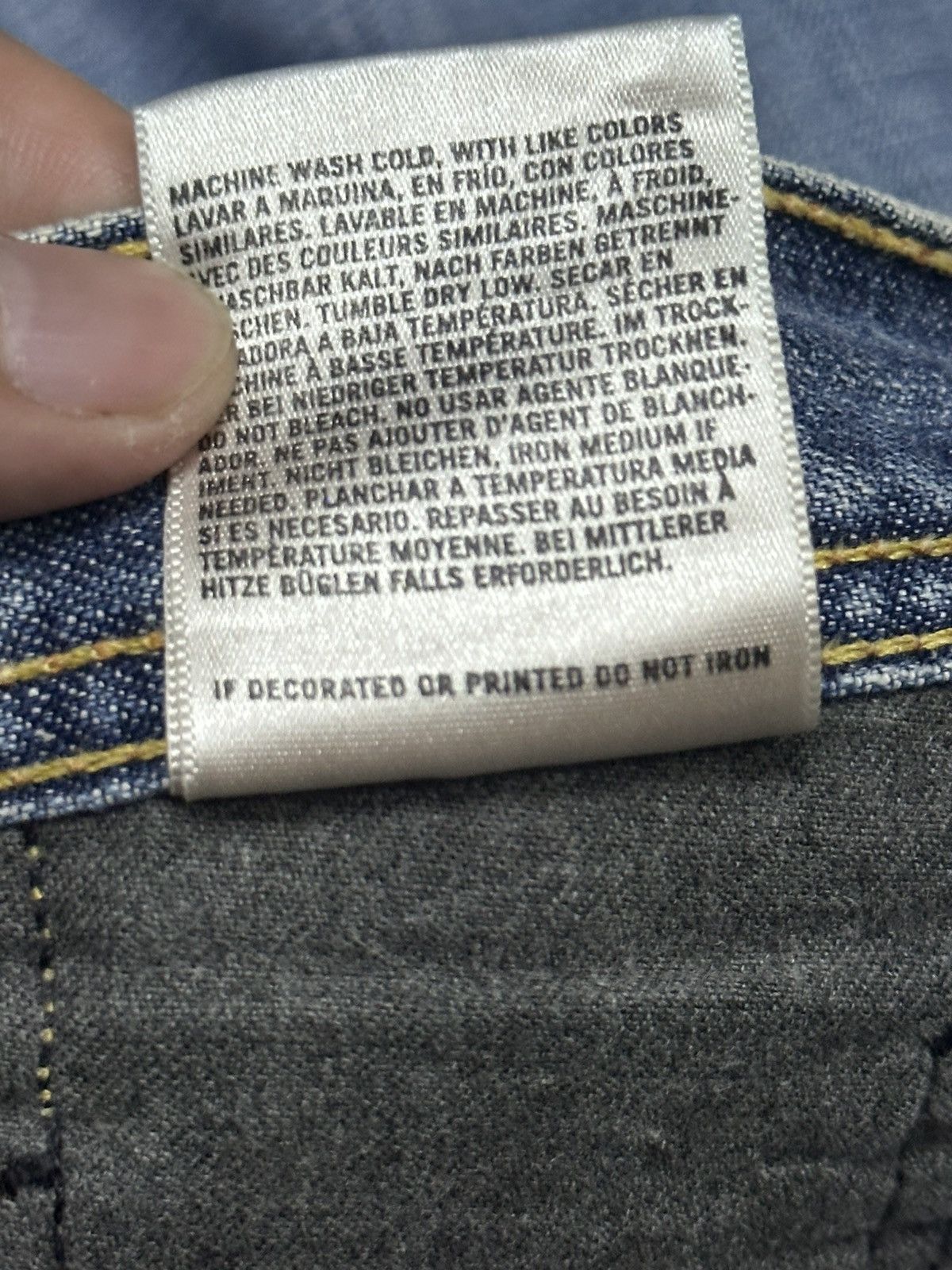 Citizens Of Humanity Citizen of Humanity Distressed Jeans Bootcut and Faded Wash Size US 32 / EU 48 - 14 Thumbnail