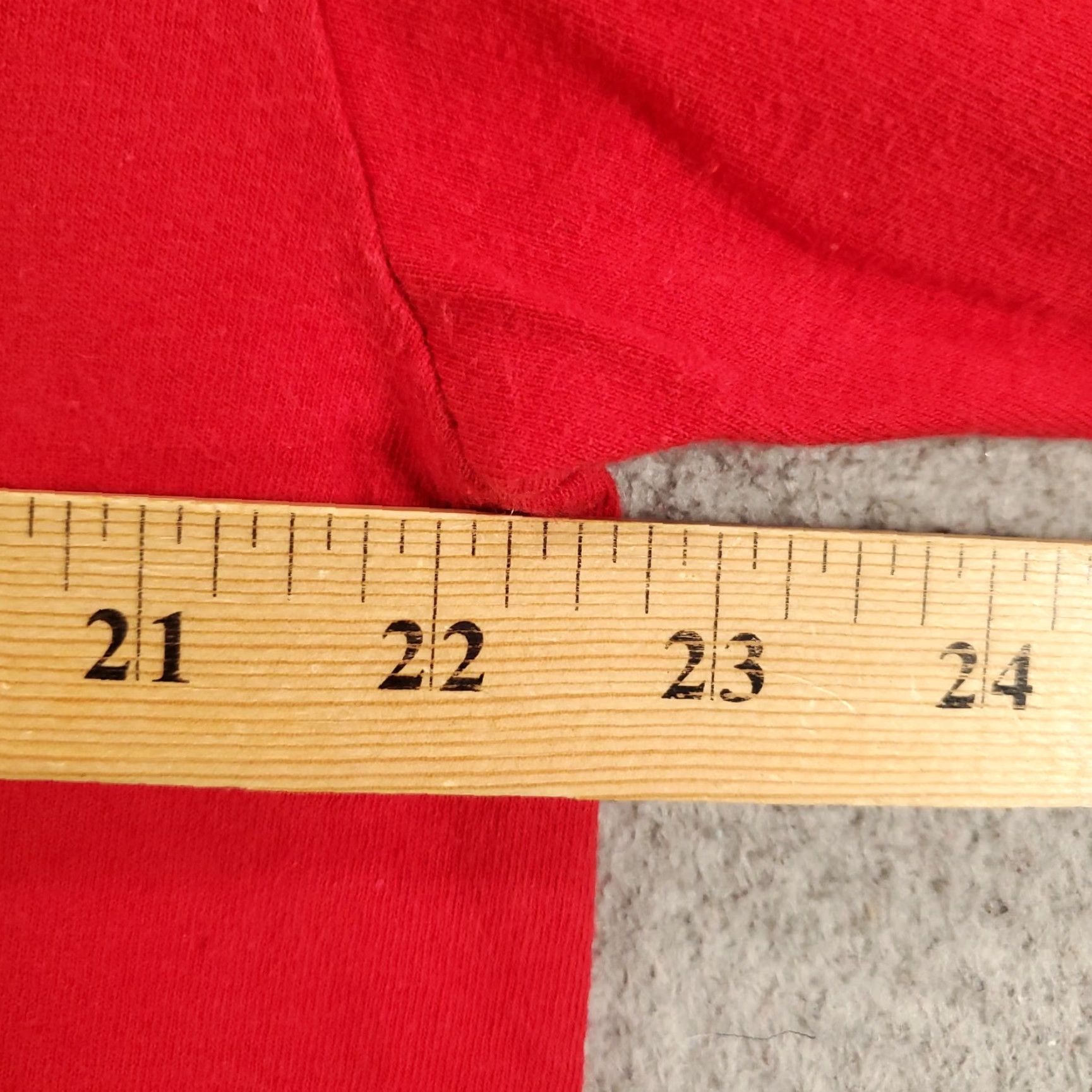 Vintage VINTAGE Looney Tunes Daffy Duck ARKANTHAW Red Cotton Knit Crew Neck T-Shirt XL Men Short Sleeve Graphic Print - Front Size US XL / EU 56 / 4 - 7 Thumbnail