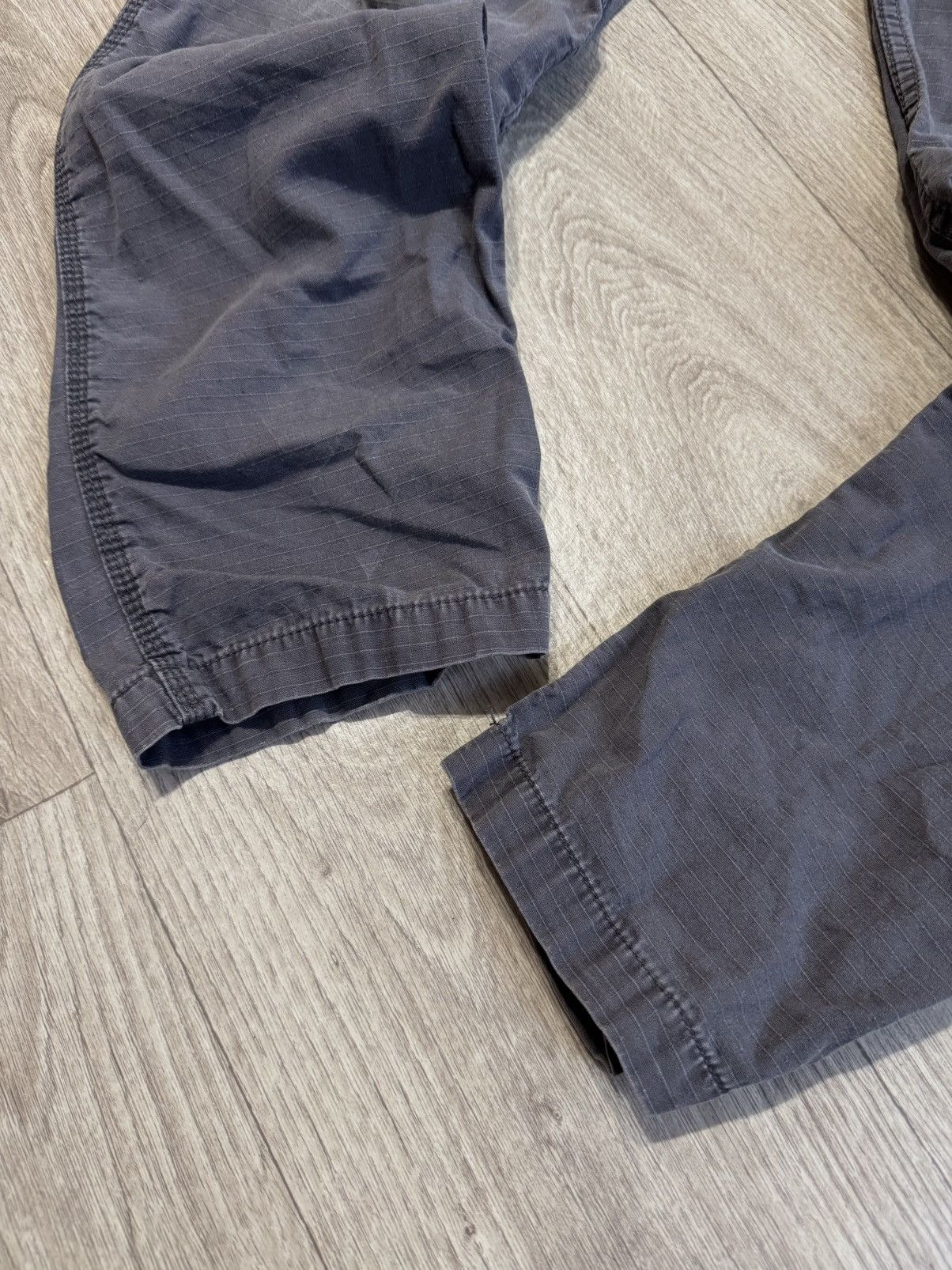 Carhartt 🔷Vintage Carhartt Y2K Distressed Cargo Pants🔷 Size US 34 / EU 50 - 2 Thumbnail