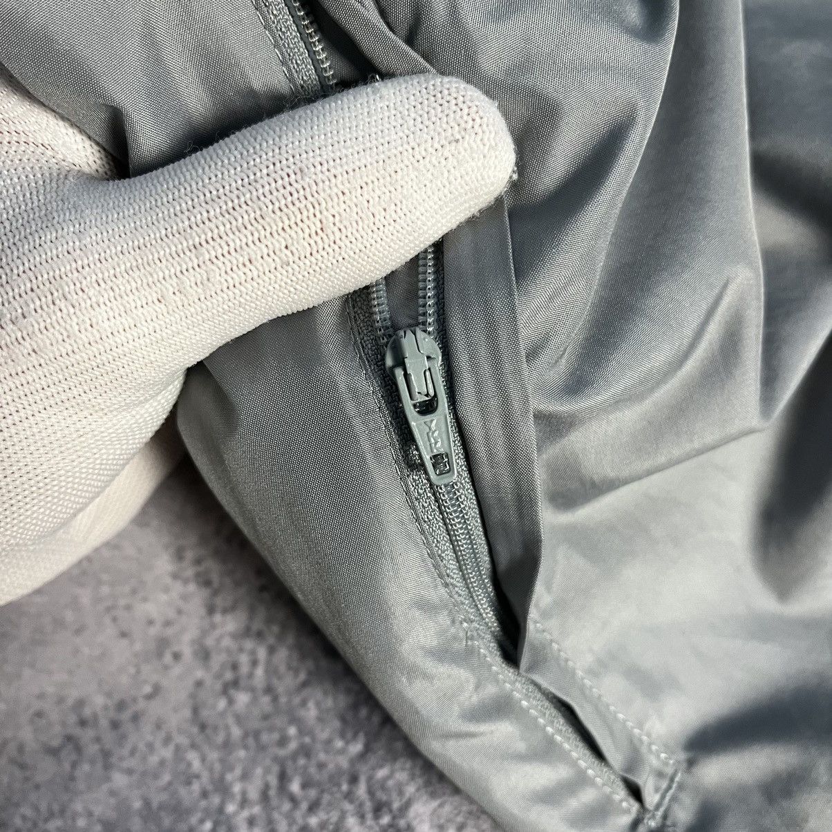 Nike Nike Nylon Track Pants Swoosh Y2K Streetwear Baggy Drill ACG Size US 34 / EU 50 - 11 Thumbnail