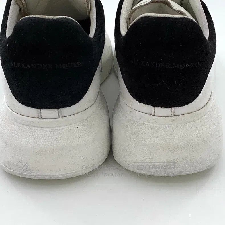 Alexander McQueen Alexander Mcqueen White and black tailed casual flat sneak Size US 6 / IT 36 - 9 Thumbnail