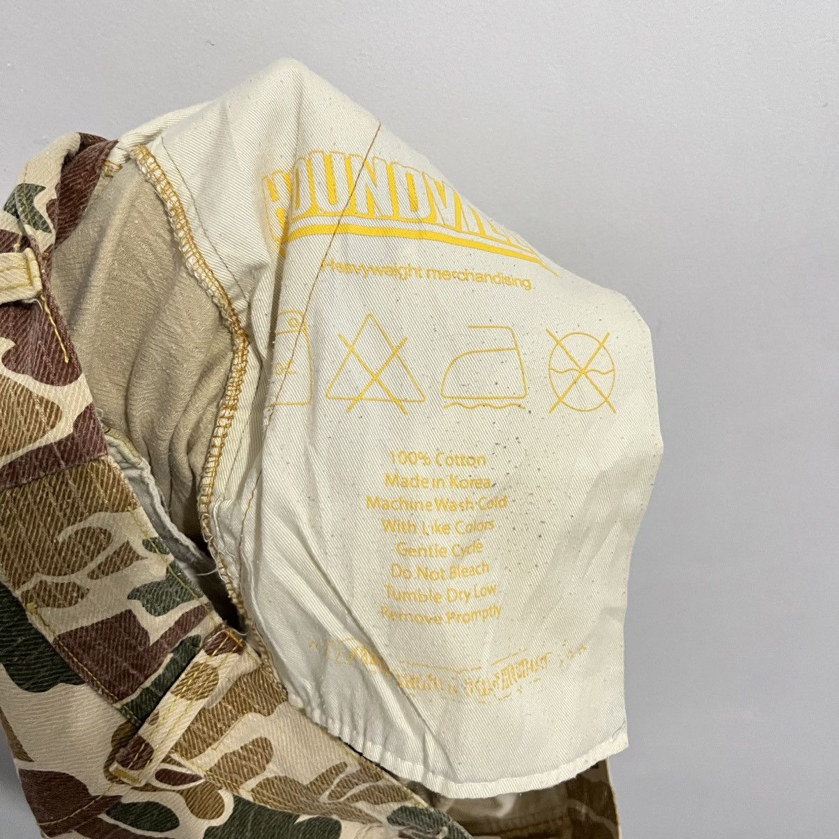 Other Houndville Duck Camo Shorts Size US 37 - 9 Thumbnail