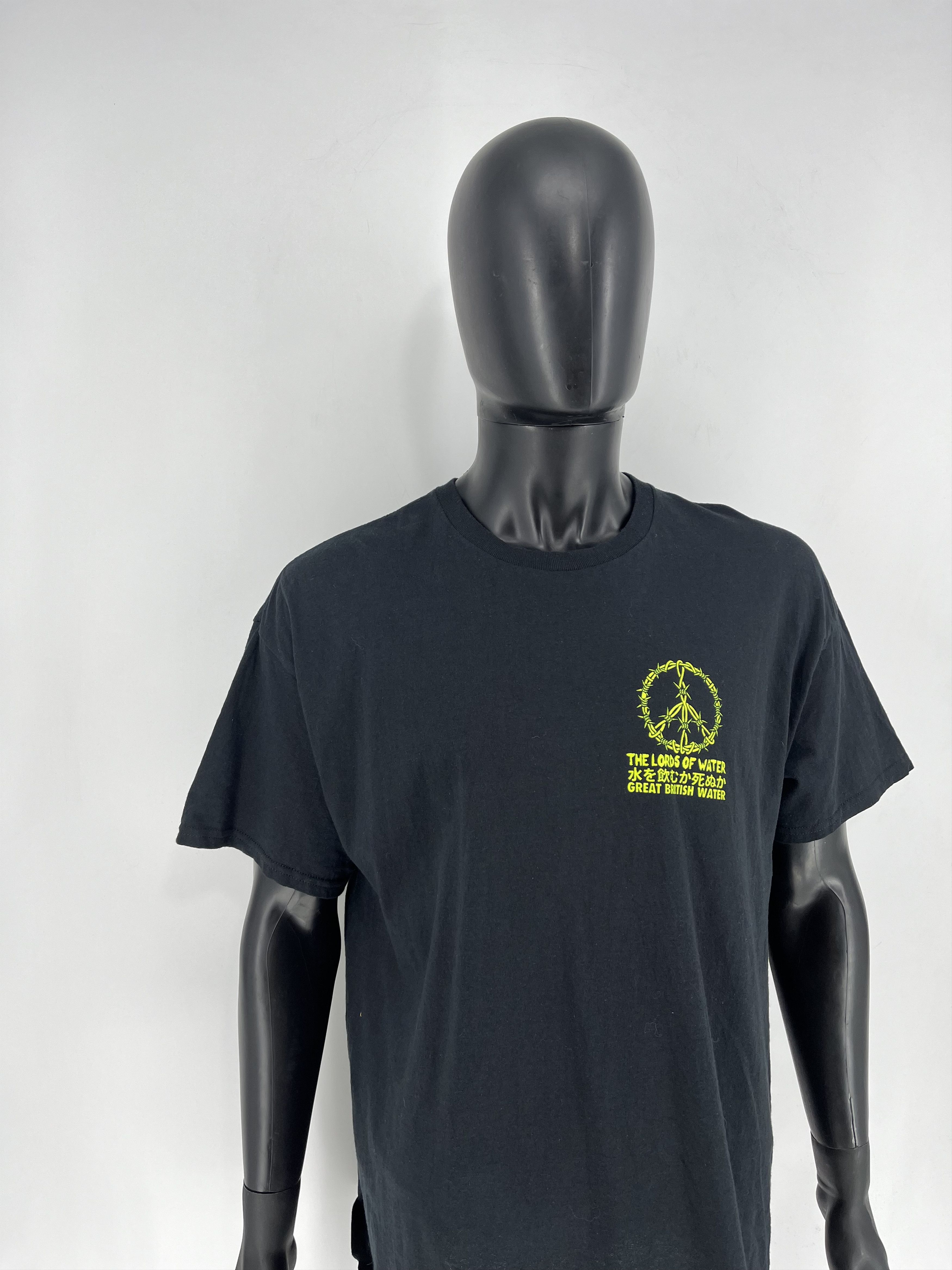 Vintage .Vintage Y2K ADULT “ Sexy Girl Porno XxX “ Graphic Tee Size US XL / EU 56 / 4 - 4 Thumbnail