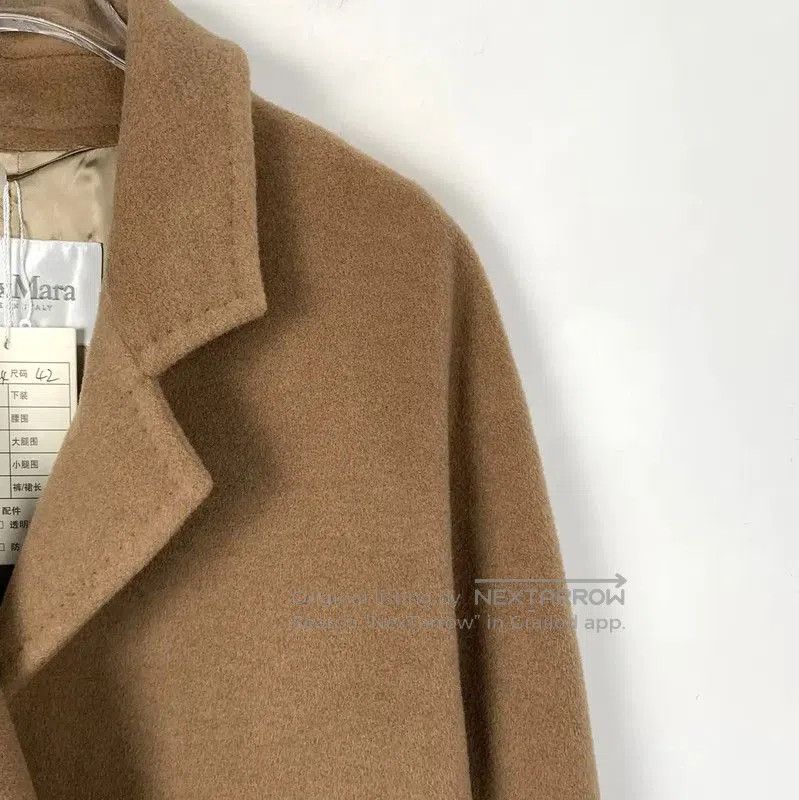 Max Mara MaxMara Brown Women's Coat in Size L . Size L / US 10 / IT 46 - 3 Thumbnail