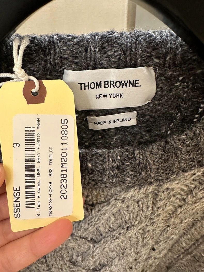 Thom Browne Thom Browne Classic four-bar dark gray light gray flower g Size US L / EU 52-54 / 3 - 7 Thumbnail