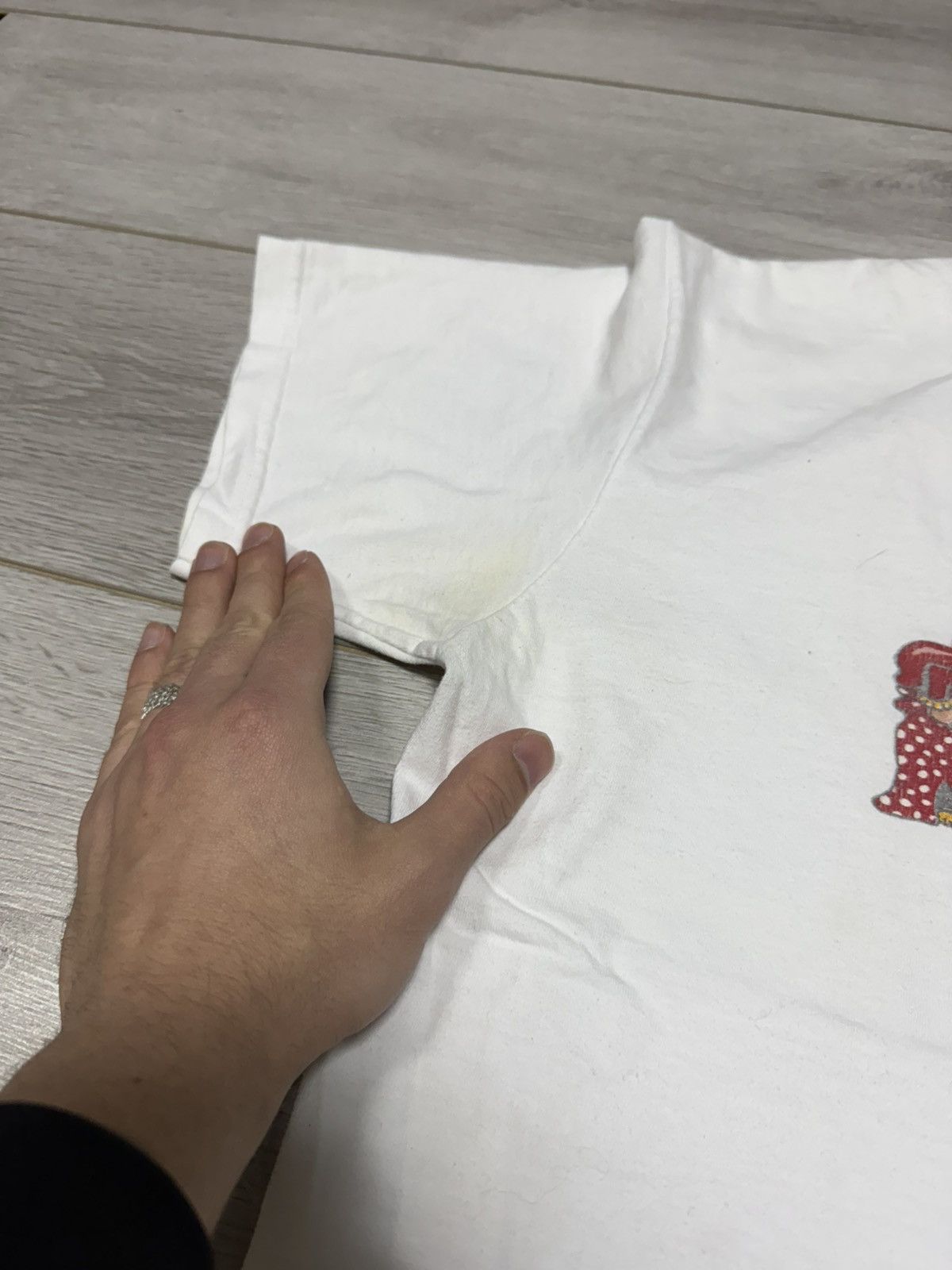 Supreme Rare Supreme Fuck Love Y2K Japanese Heart Tee Shirt Size US L / EU 52-54 / 3 - 7 Thumbnail