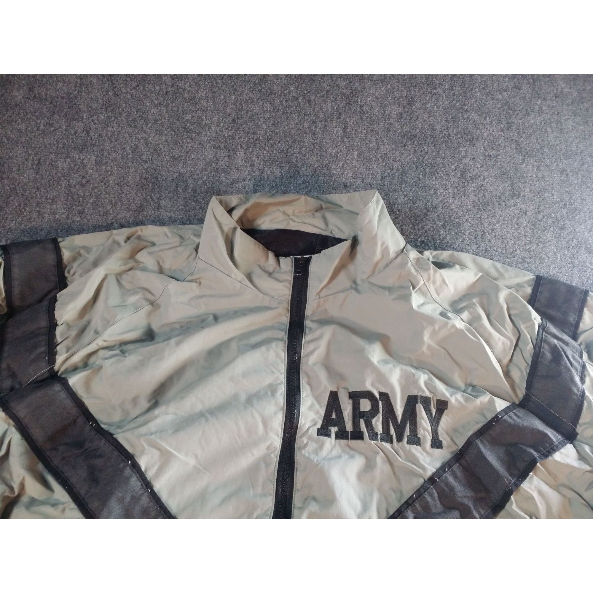 Other Vintage 90s US Army Windbreaker Men Sz M Gray Black Physical Size US M / EU 48-50 / 2 - 3 Thumbnail