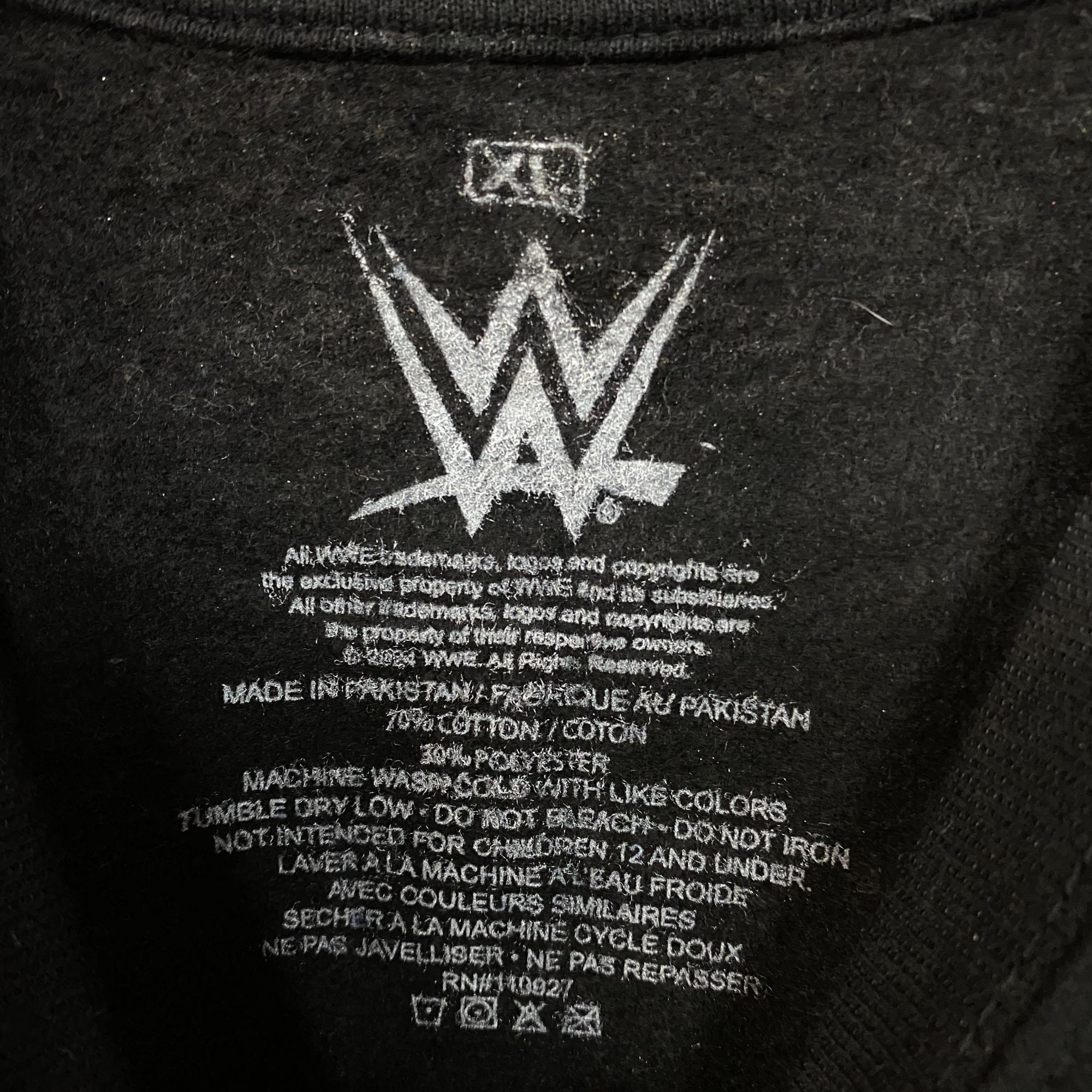 WWE The Rock WWE People Champion Resume Crewneck Sweater size XL Size US XL / EU 56 / 4 - 4 Thumbnail