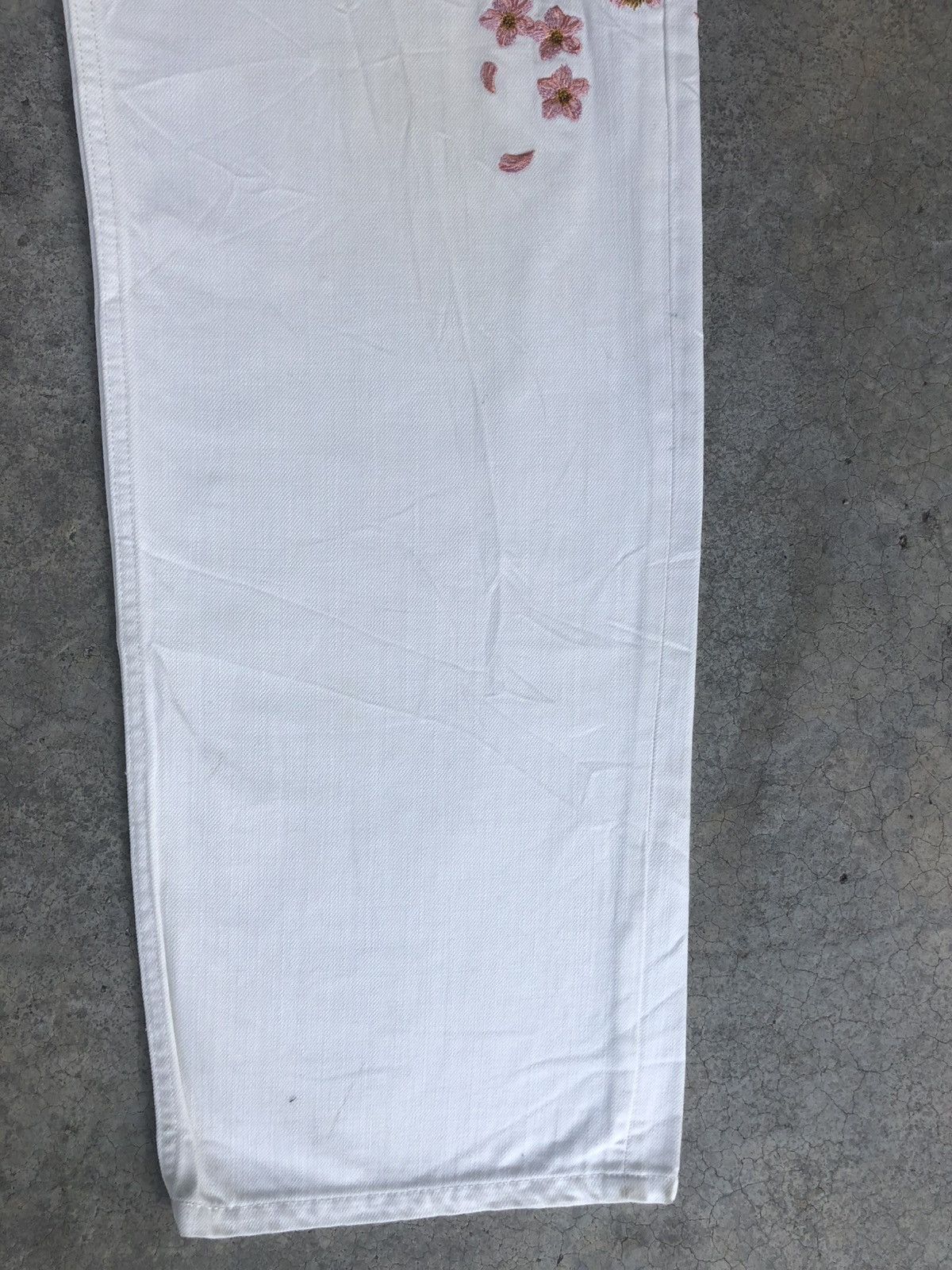 Karakuri Tamashii Karakuri Tamashii Embroidered Jeans Koi Size US 36 / EU 52 - 7 Thumbnail